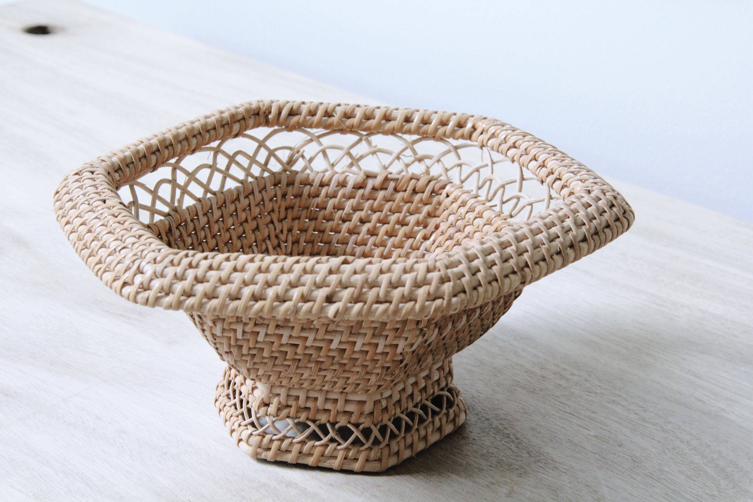 Rattan Pedestal Bowl