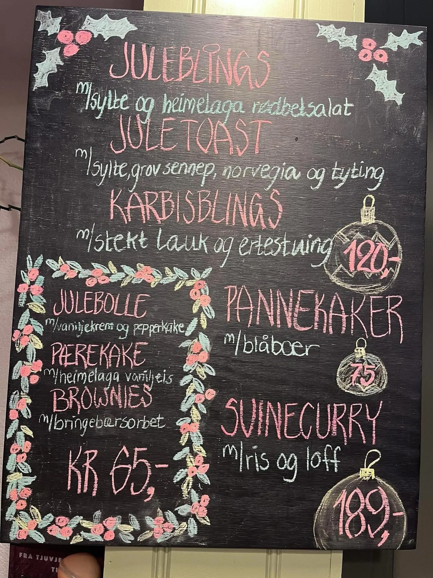 Svinecurry med ris og loff som dagens middag fredag og laurdag 🍛