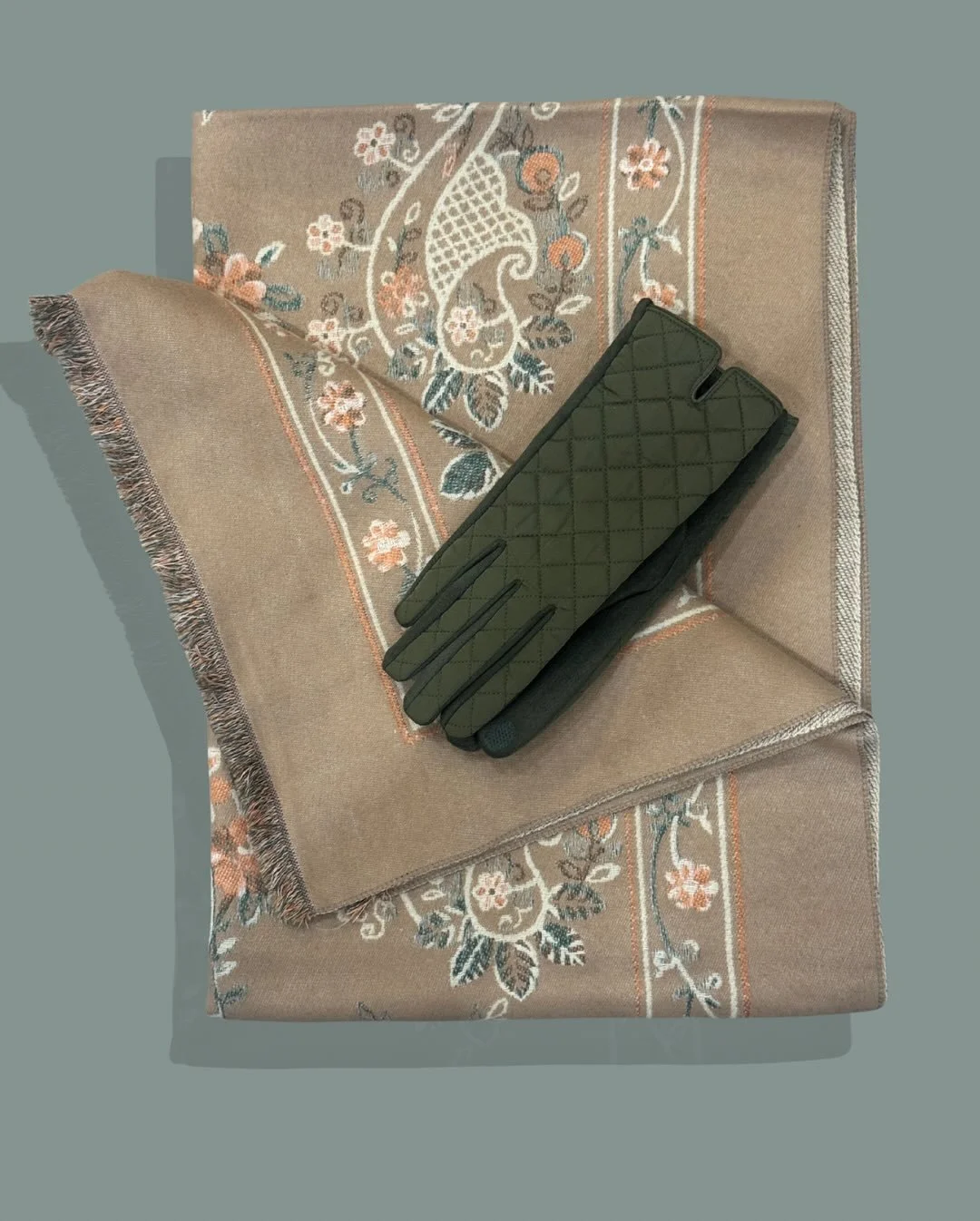 Elevate your cold weather wardrobe with our curated collection of scarves and gloves. Soft knits, quilted details, and timeless prints come together for the perfect winter pairing, ideal for layering, gifting, and staying warm in style.
.
.
.
.
#shop