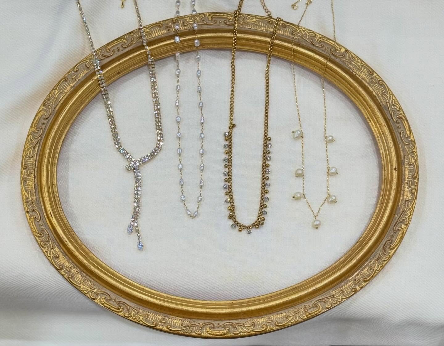 Before the ball drops, add some sparkle ✨
NYE jewelry &bull; layered necklaces &bull; pearl &amp; crystal details &bull; come shop accessories that will complete your New Year&rsquo;s Eve look 🥂✨2️⃣0️⃣2️⃣6️⃣✨🥂
.
.
.
#newyear #2026 #nye #fashion #sh