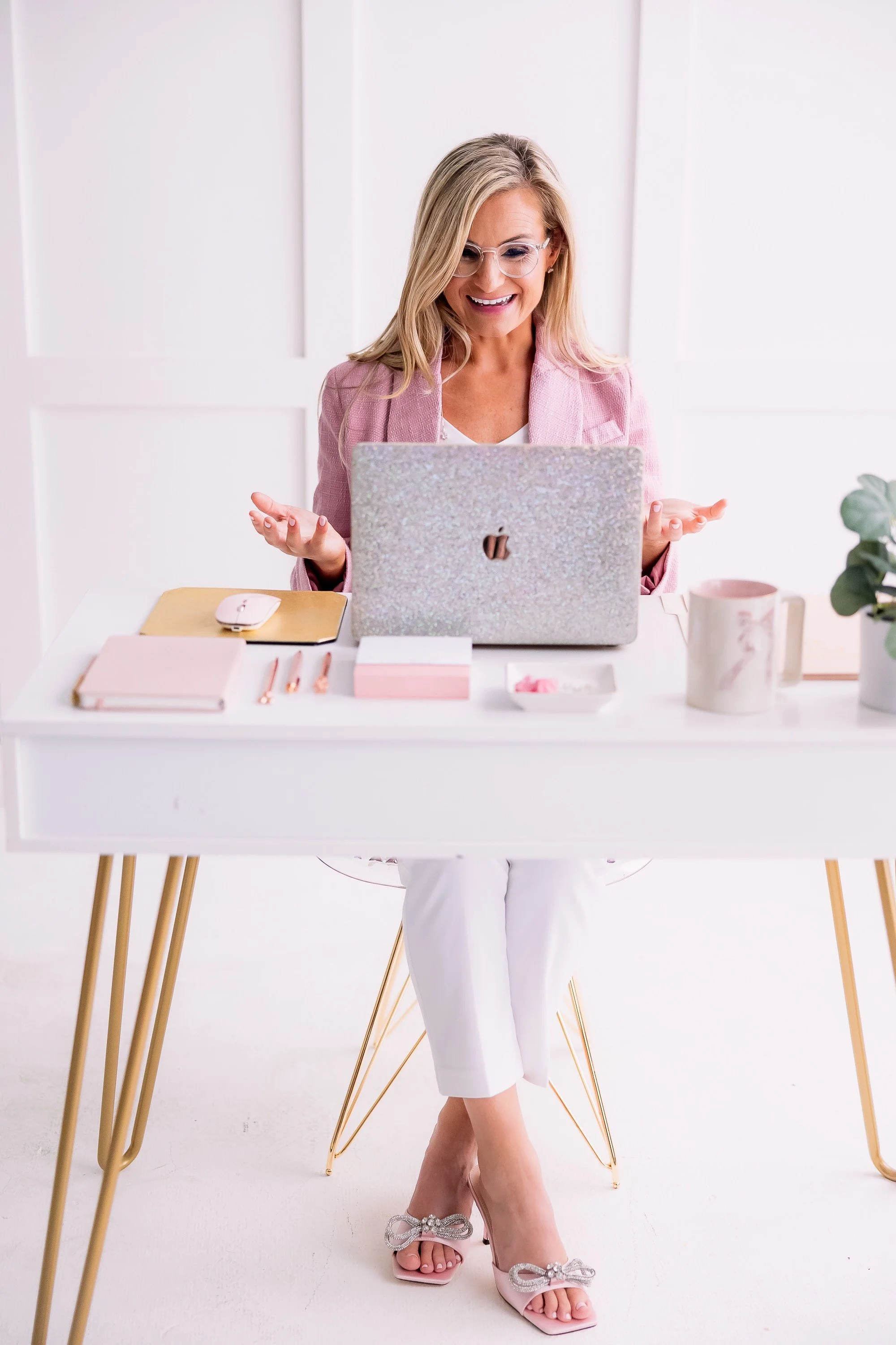How do I do my finances for my business? What is Finance?