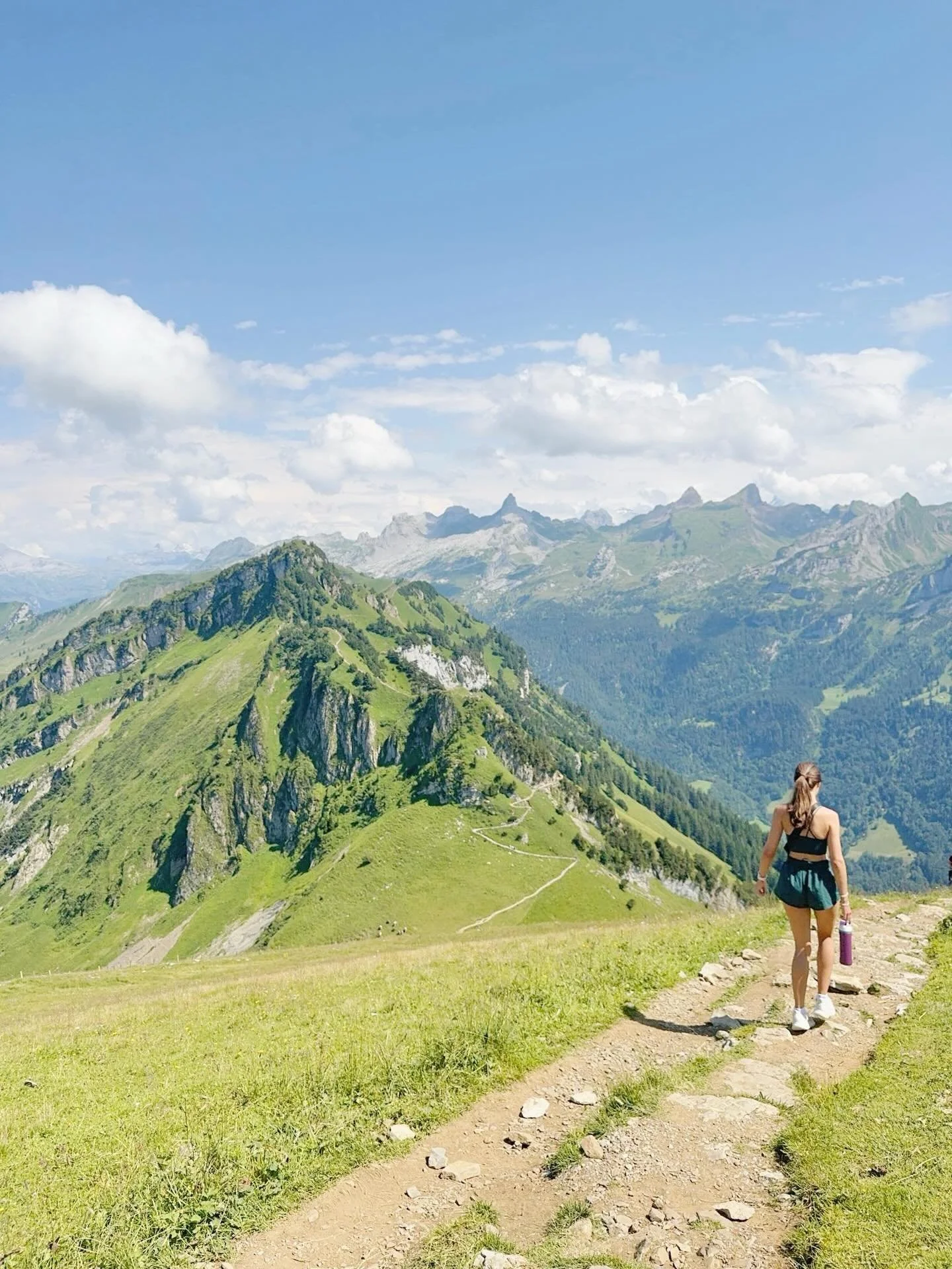 Happy Earth Day!!!🤸🏼&zwj;♀️🌎

We're so grateful for our beautiful home, and love exploring it with our sisters. Tag your favorite sister to get outdoors with!!!💛🥾

#aacywl #utkalphagam #earthday