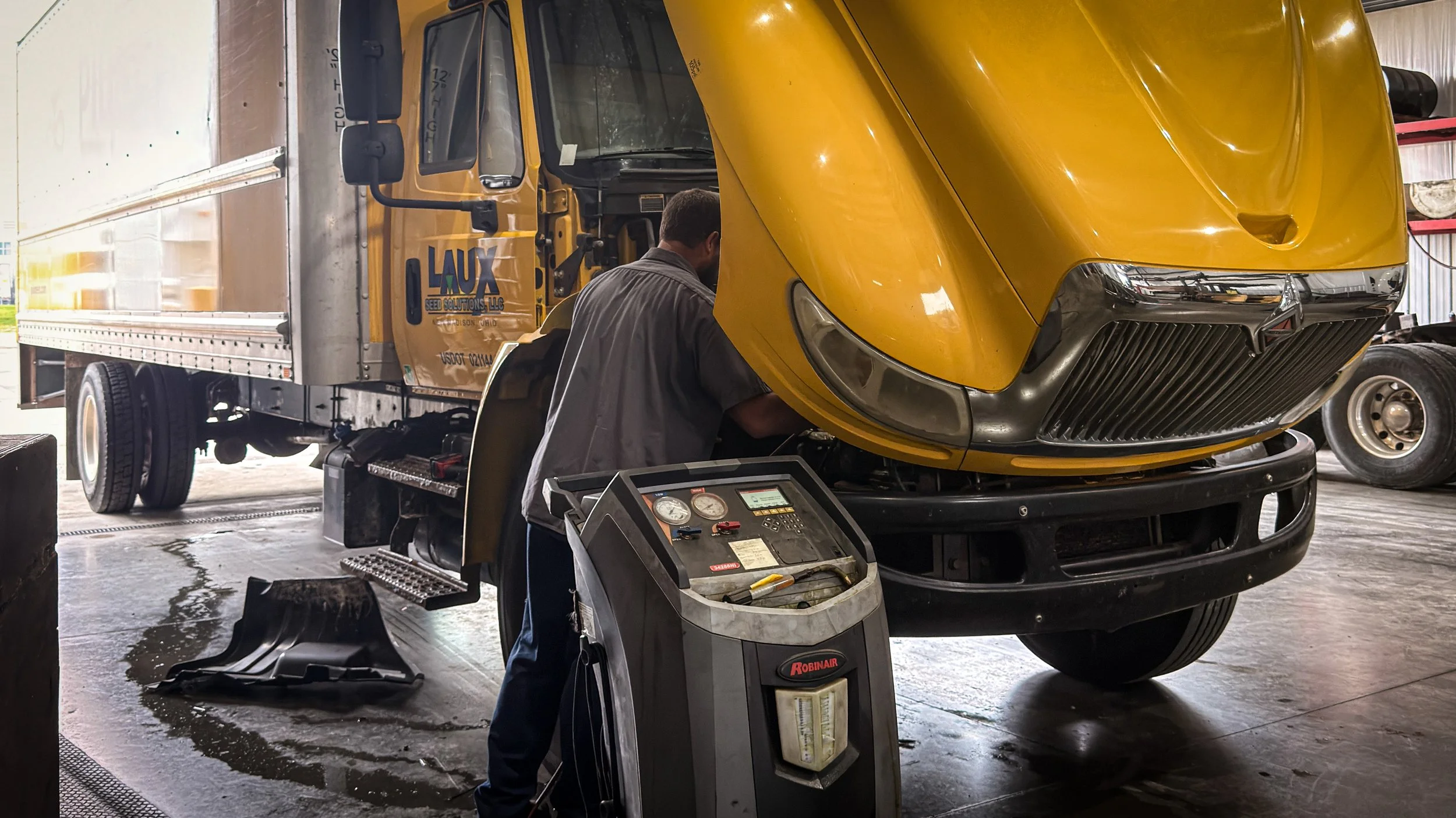 The Heavy Truck Heat Survival Guide: 9 Things That Break First When the Mercury Climbs