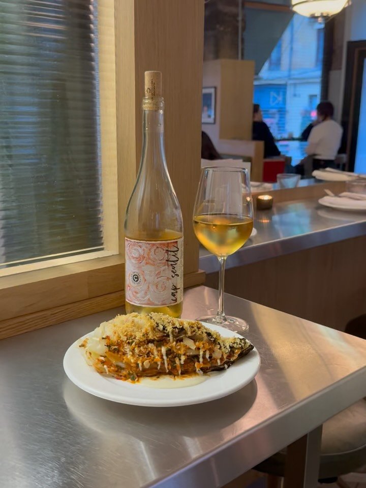 Fresh off the coals we have a new veggie dish on this week ! 

BBQ hispi cabbage on top of nutty ajo blanco, punchy red chimichurri between the leaves, finished with almond pangrattato 

Pair with a glass of our weekend special orange wine, a floral 