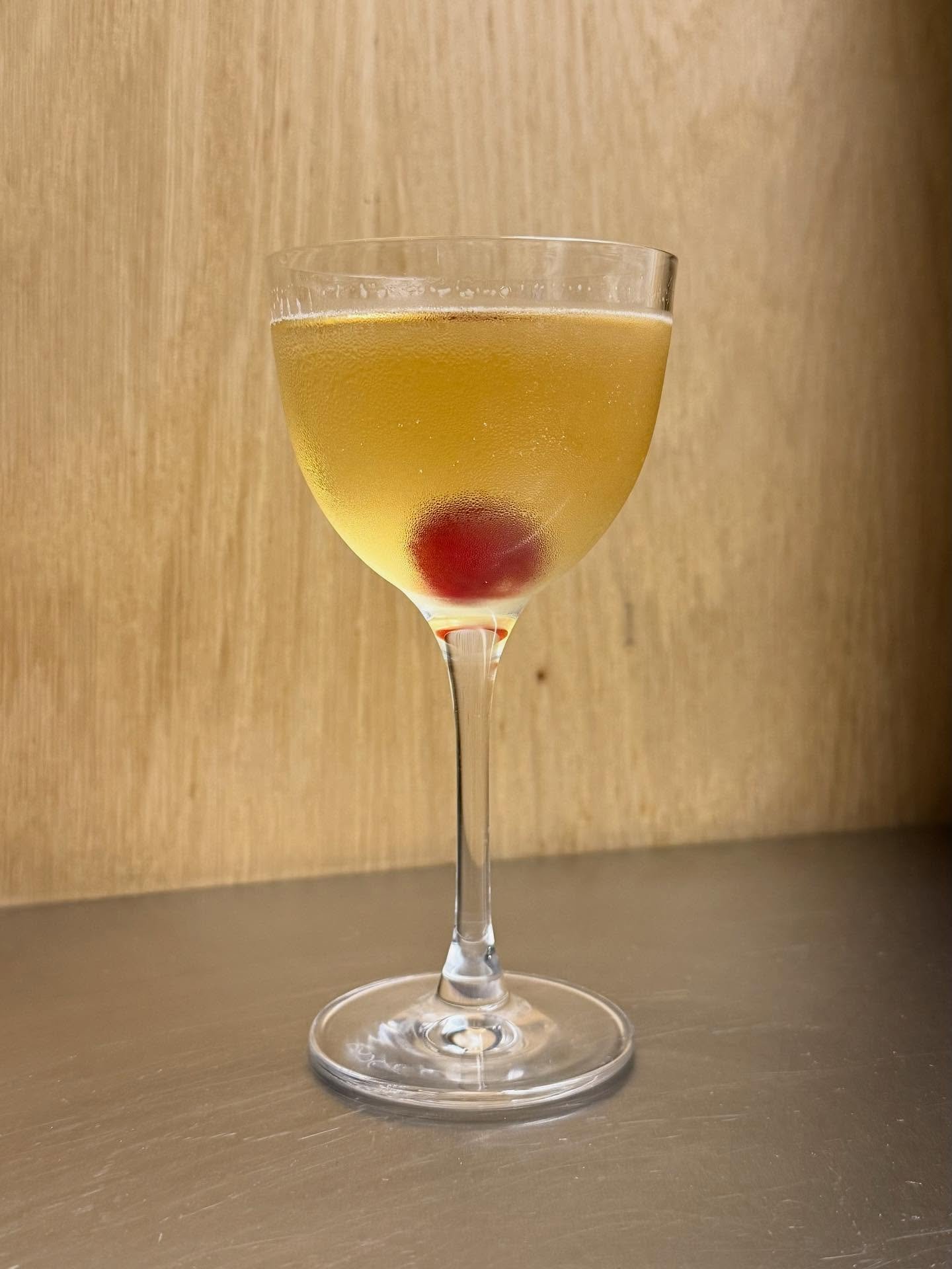Bringing you a cocktail perfect for the sweet toothed among us - Pineapple Express 

Built from White Rum, Diplomatico, Caribbean Pineapple Liqueur with a wee bit of lime, garnished with a Glac&eacute; Cherry 

Sweet, fruity and smashable - keep them