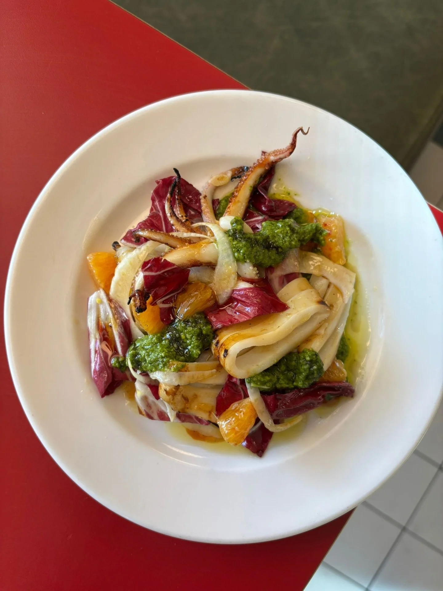 This weekends special is perfect for the glorious sunshine in Glasgow 🌞

BBQ Squid with Radicchio, Fennel and Orange served with a Green Romesco Sauce 

Come in the try this weekend!