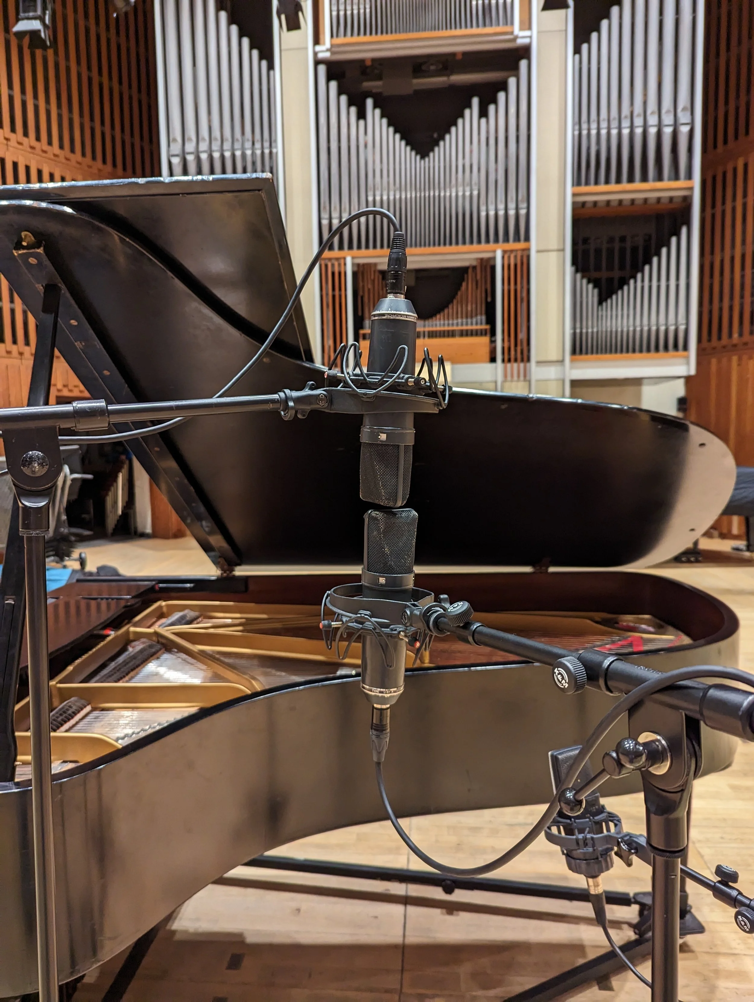 piano 2.jpg
