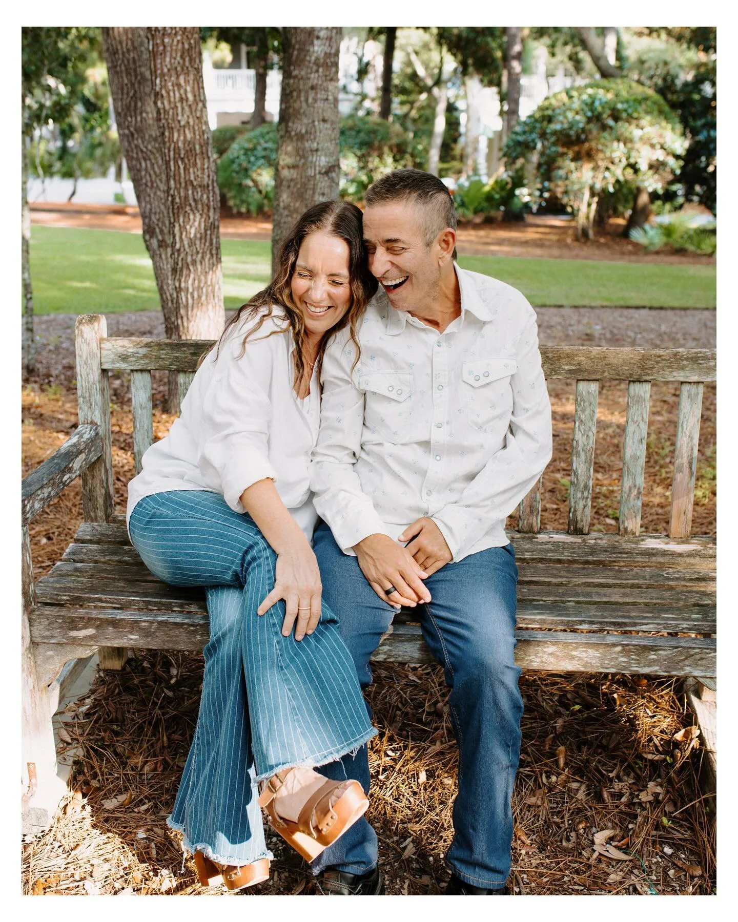 a fam near &amp; dear to my heart 💌🕊️

#30aphotographer #watercolorflorida #familyphotography #familyphotoshoot #30afamilyphotographer