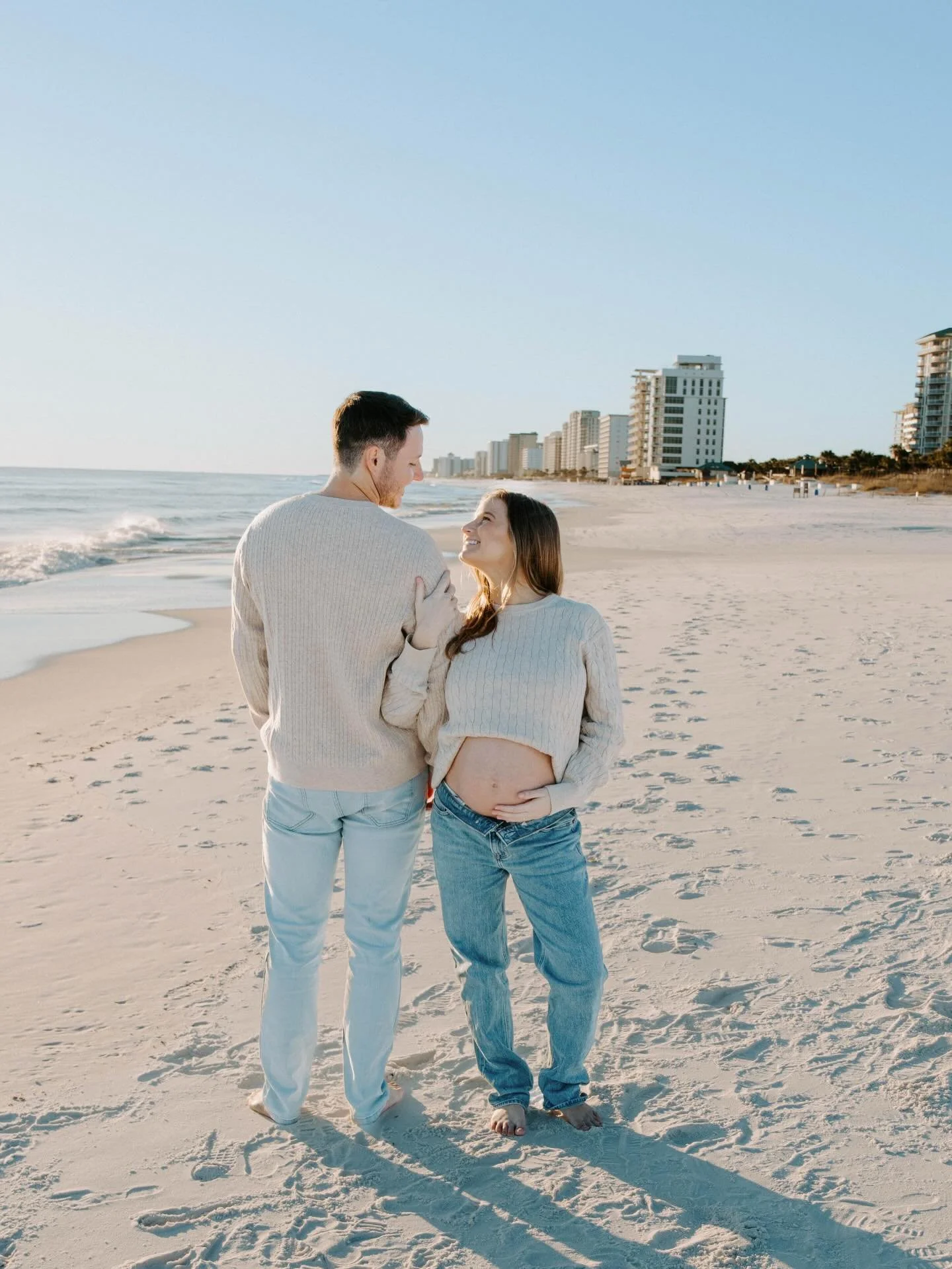 Last year as a fam of 2 💌✨ 

#destinphotographer #maternityphotoshoot #floridaphotographer #destinfl #maternitysession