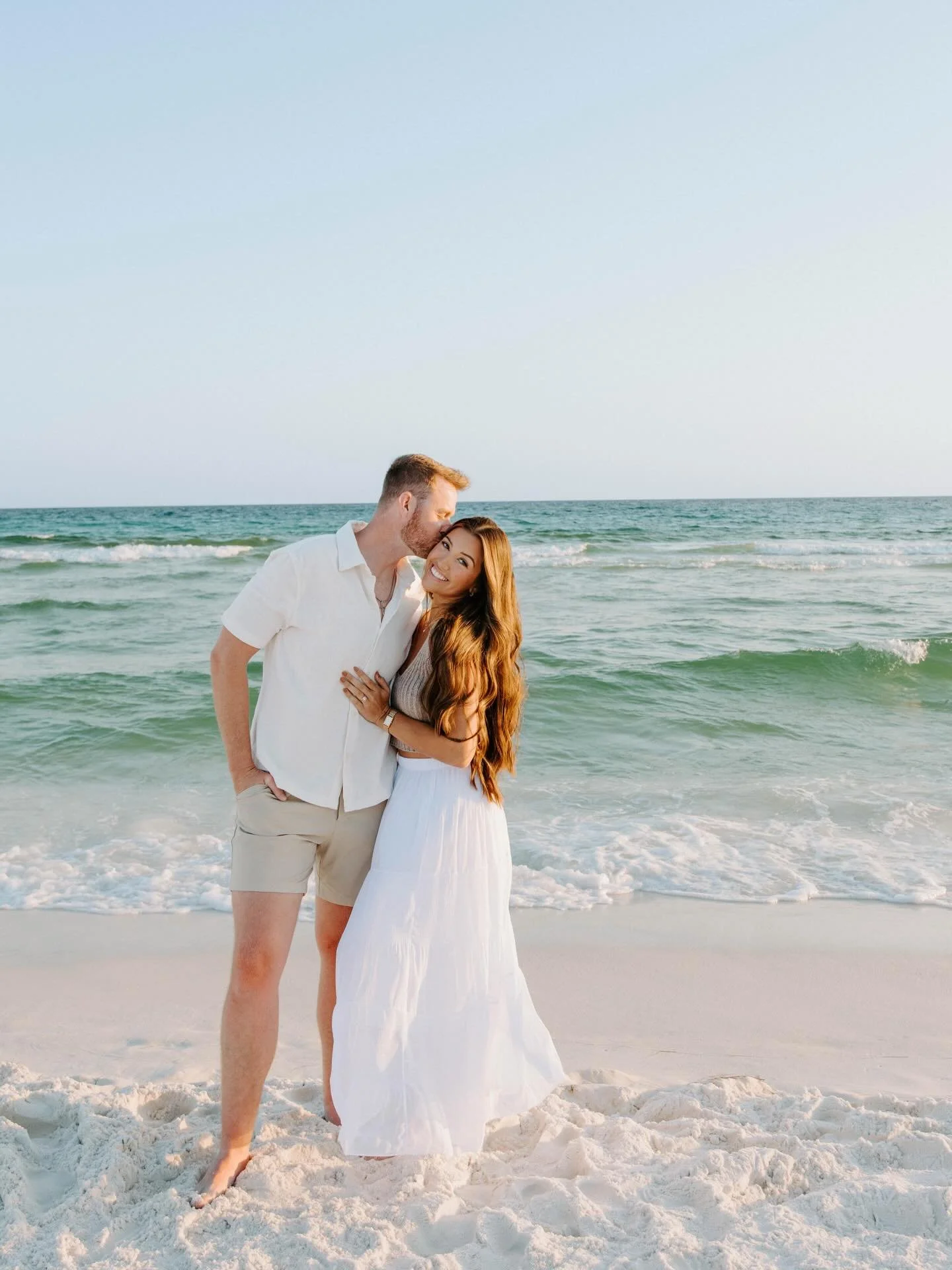 clients that become friends + bring their family back the next year 🫶🏻💖

#destinphotographer #30aphotographer #familyphotoshoot #destin