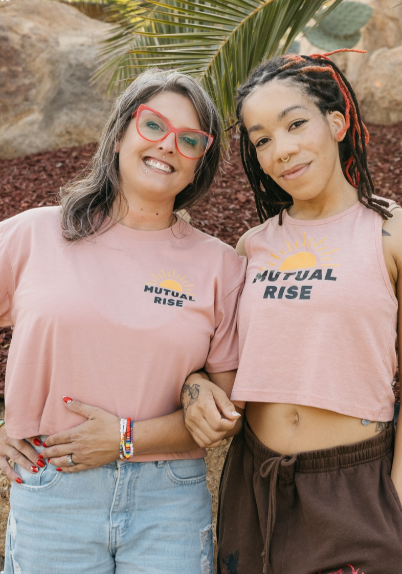 pink+crop+model+front+3.png