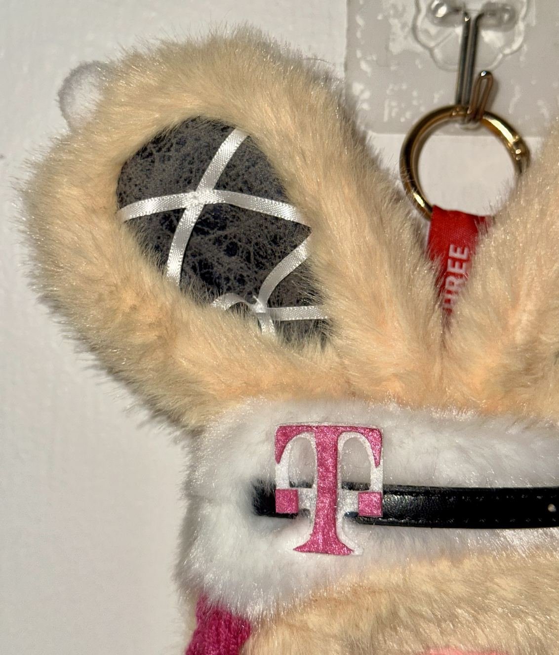 baby3_tmobile_bling_01_optimized.jpg