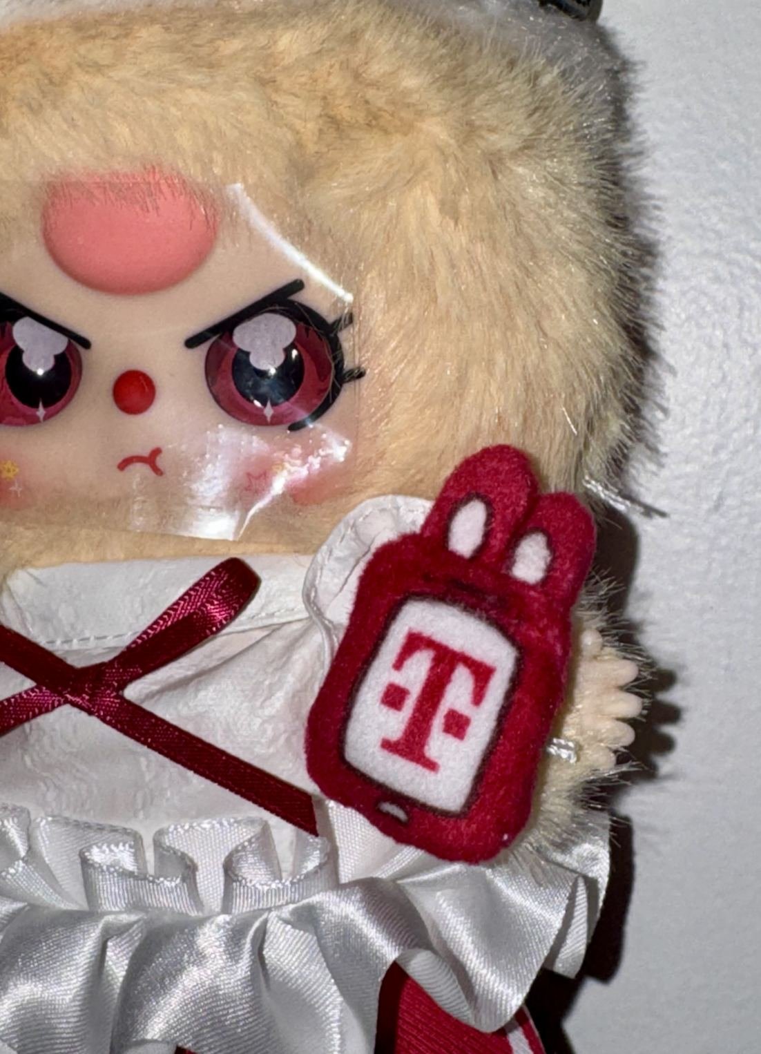 baby3_tmobile_bling_02_optimized.jpg
