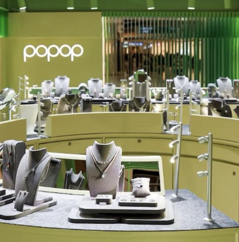 popop_store_interior.jpg