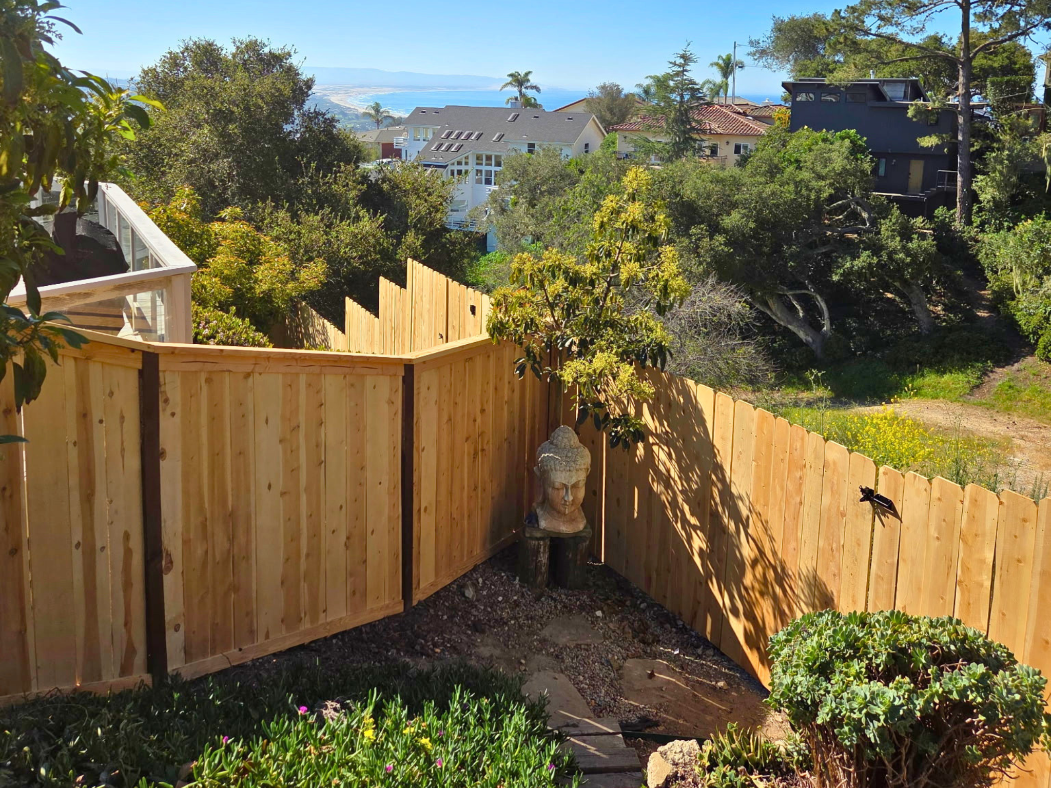Cedar Picture Frame and 8" Dog-Ear Privacy Fence on Wood Posts - Pismo Beach