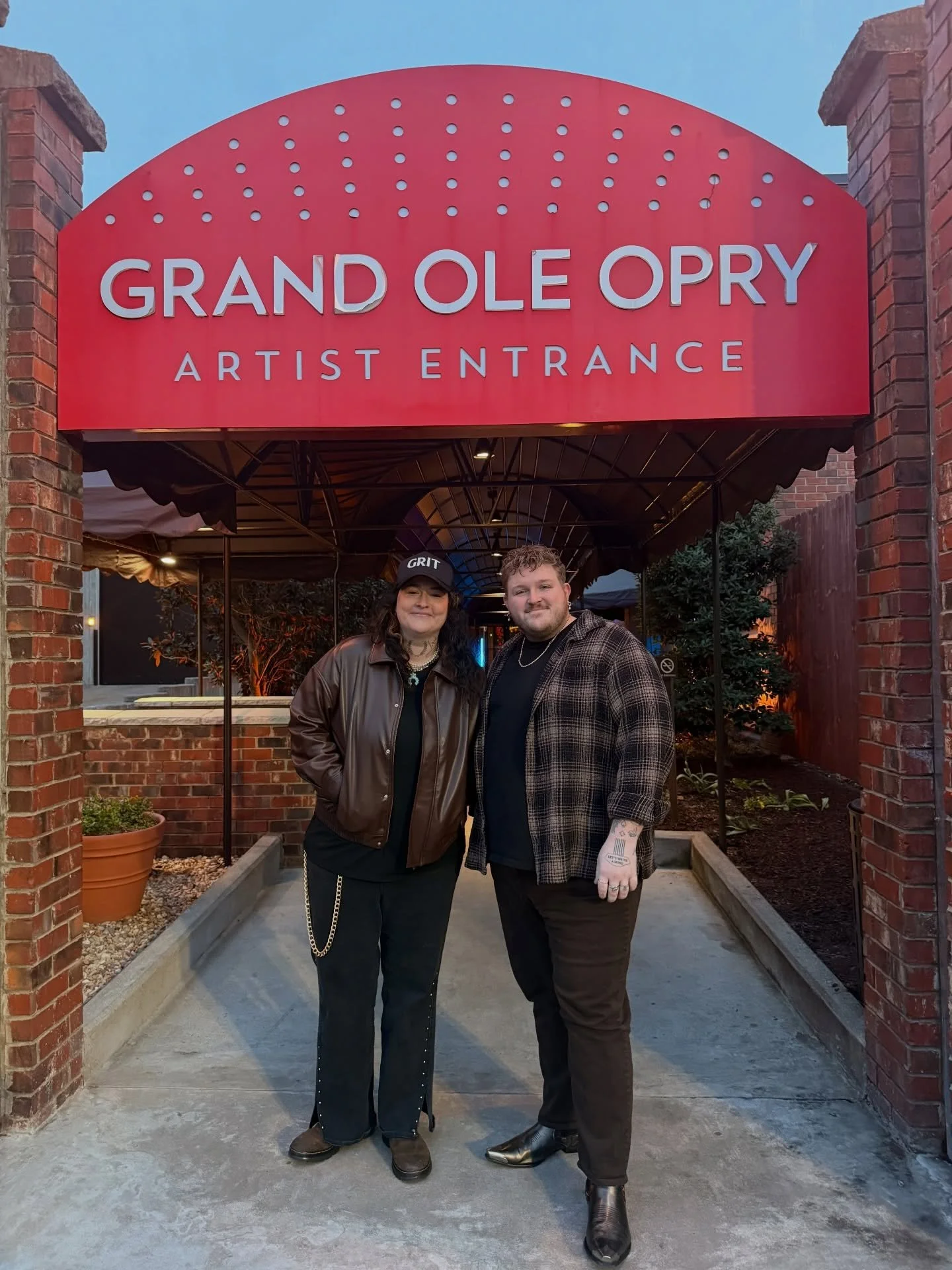 @opry nights are our favorite nights🤍 

#opry #nashville #countrymusic #grandoleopry #duo