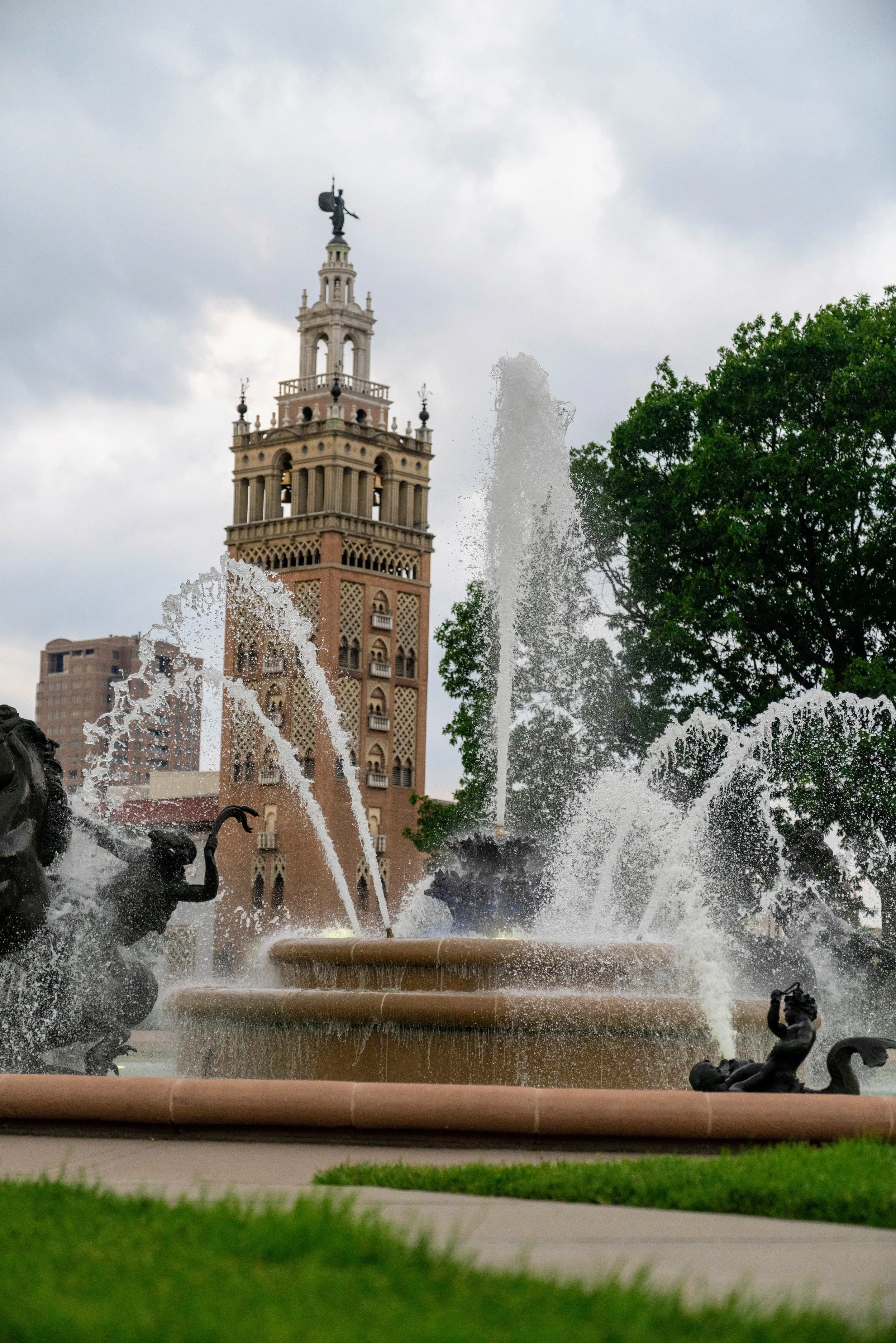 Best Fountains in Kansas City: 5 Spots Worth the Stop