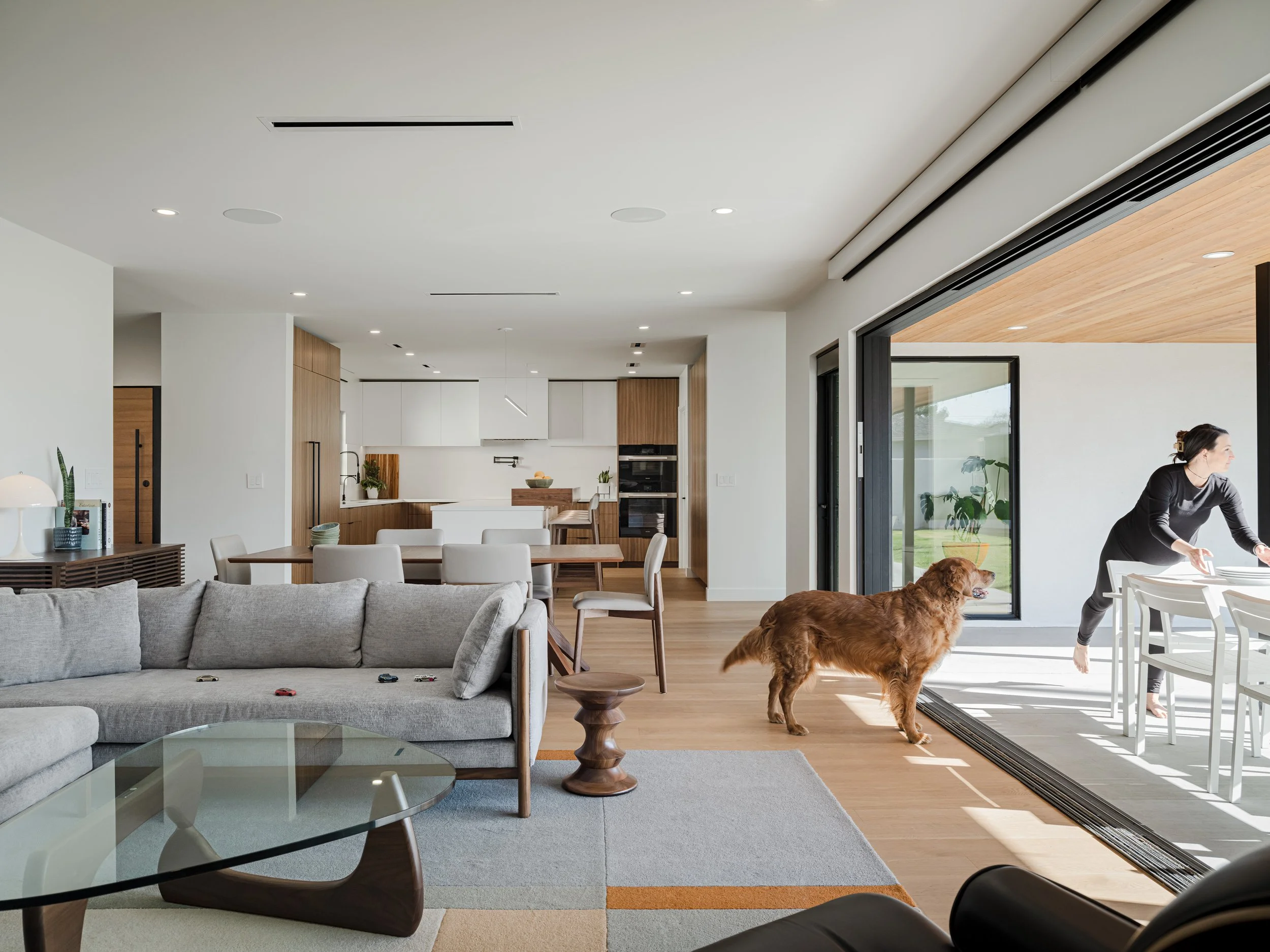 JR03 Hype Studio - Dent 1082 WEB.jpg