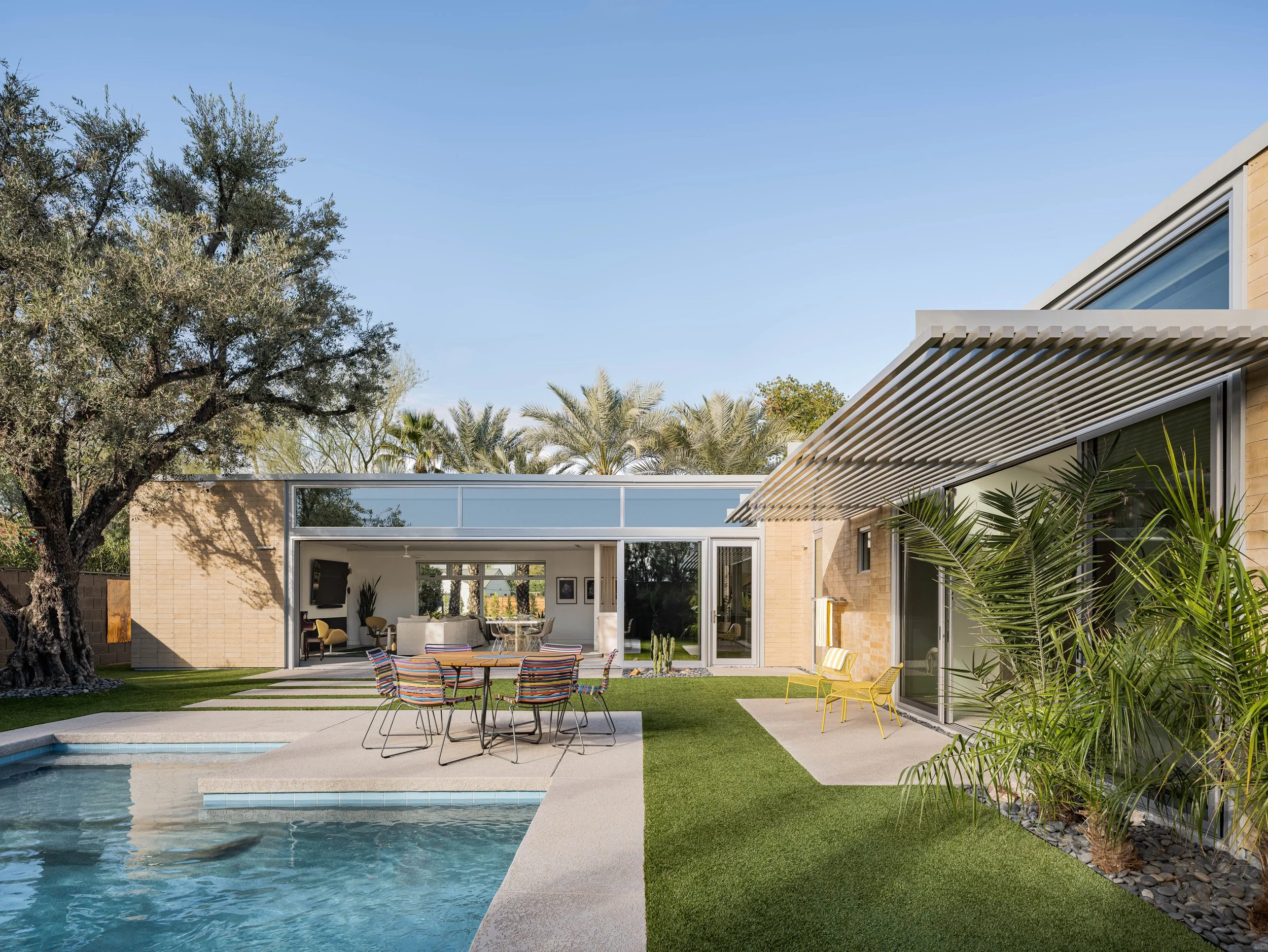 JR03 Hype - Webber 4643 WEB.jpg