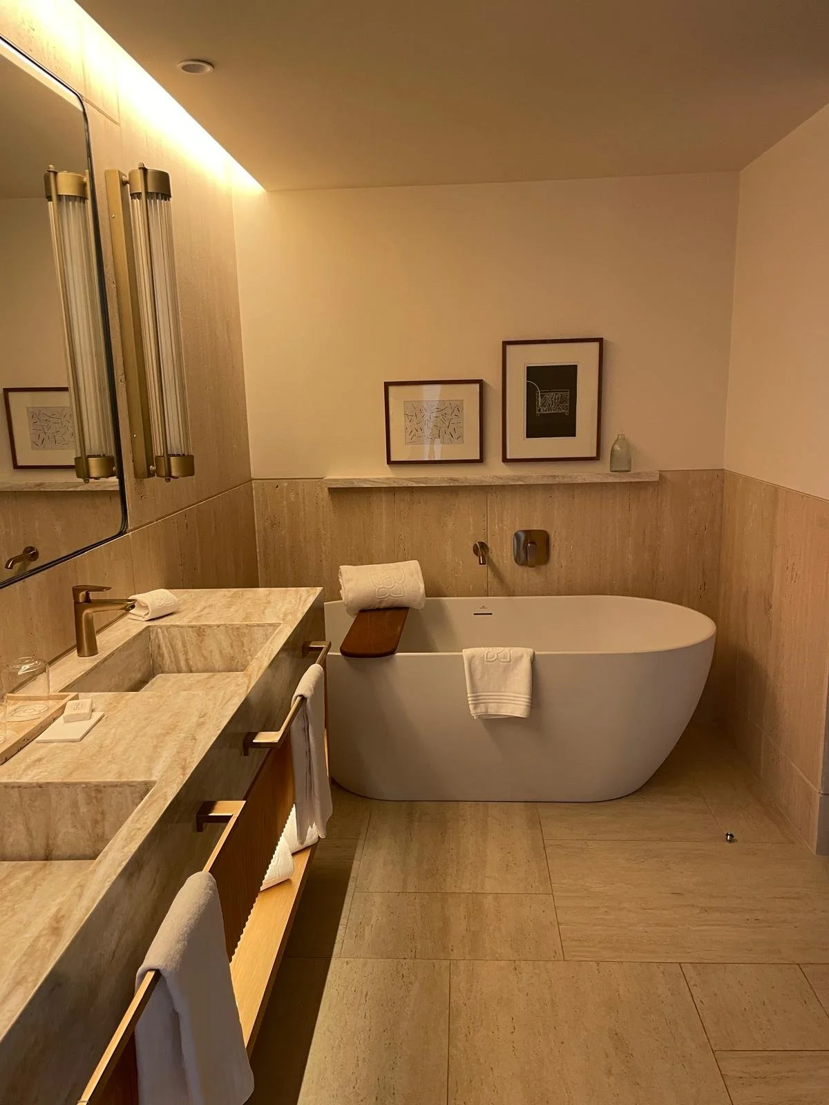 WhatsApp Image 2025-09-17 at 19.22.43 (24).jpeg