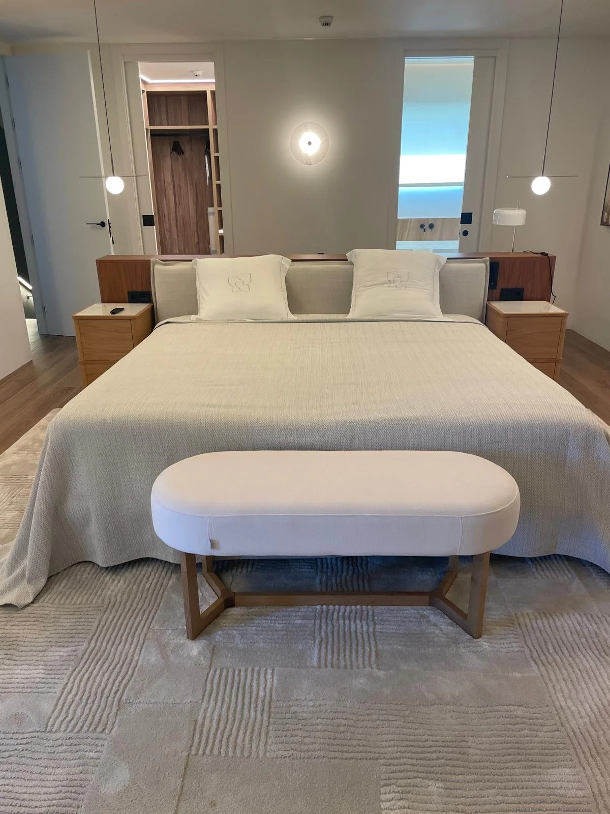 WhatsApp Image 2025-09-17 at 19.22.43 (12).jpeg