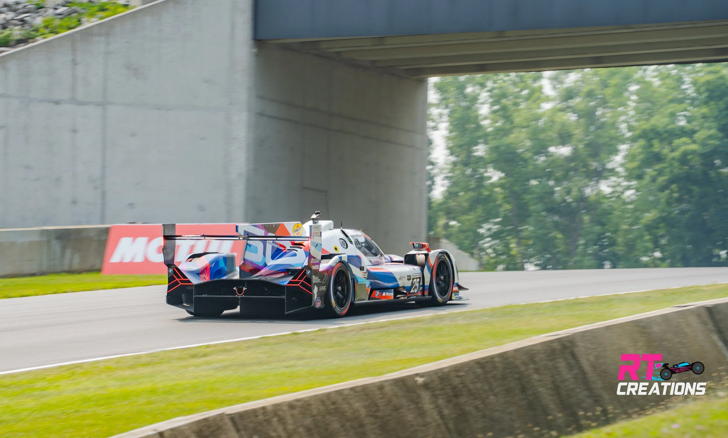 _RTC2418 BMW M Team.jpg