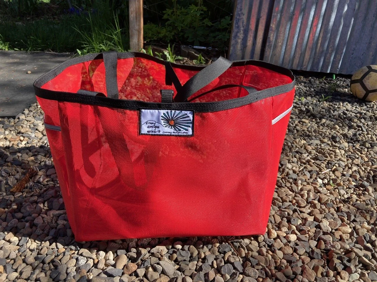 Ali-Standard-Mesh-red.jpg