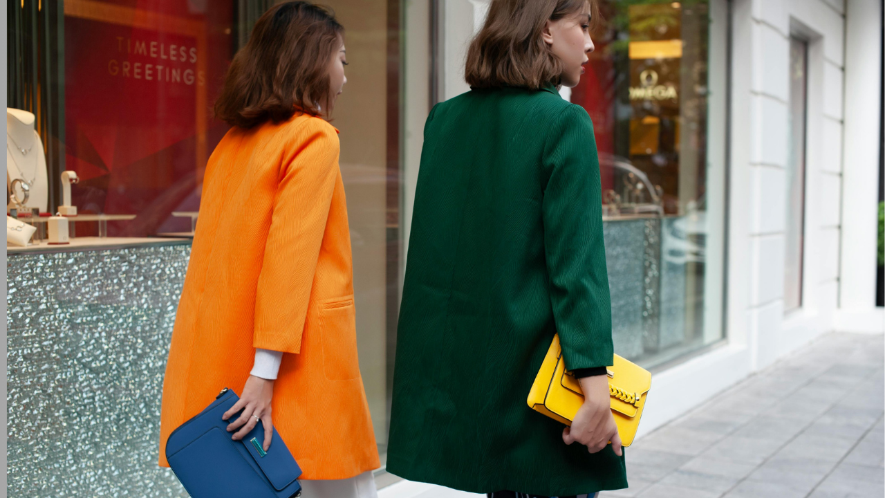 HeptaChic: Stylish Confidence & Elegance