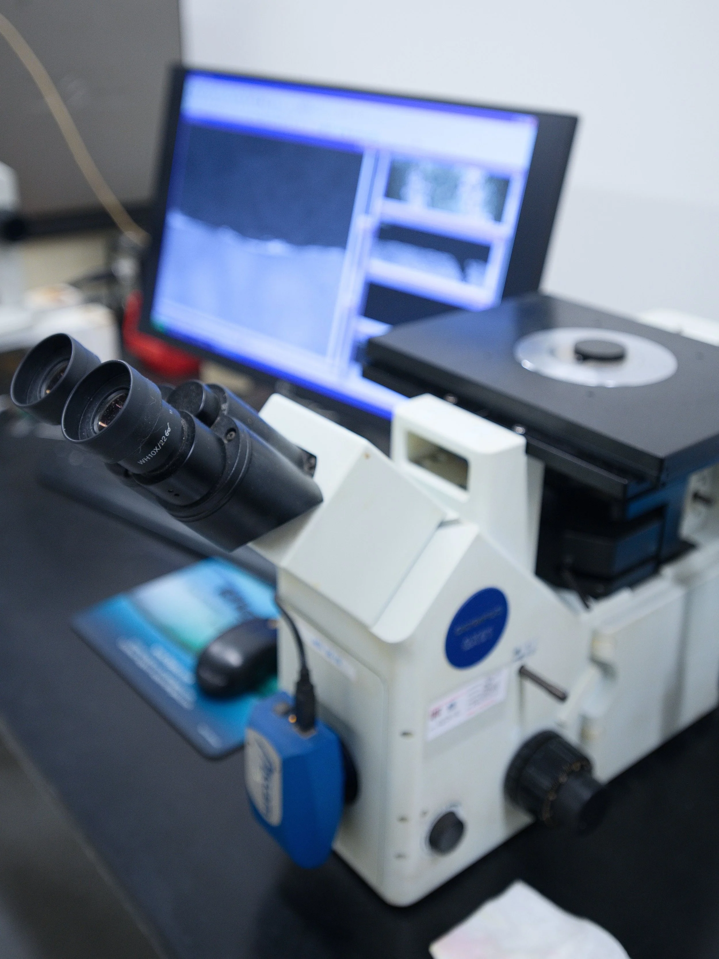 Inverted Metallurgical Microscope.jpg