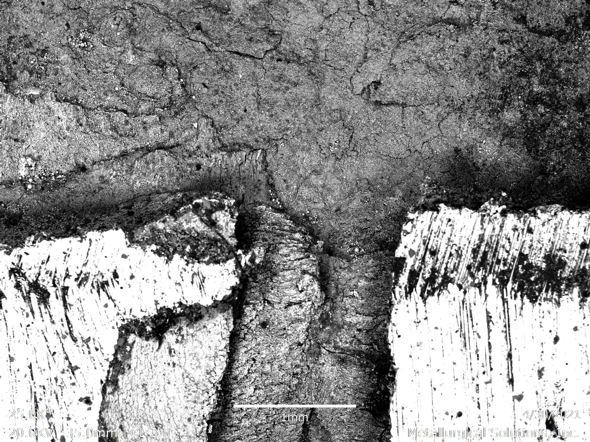 BEI ID weld 25x, backscattered electron imaging BEI scanning electron microscope evaluation identifying a localized lack of fusion defect and fractured oxide scale interface within an internal diameter ID weld profile per AWS D17.1 and ASTM E3 under 