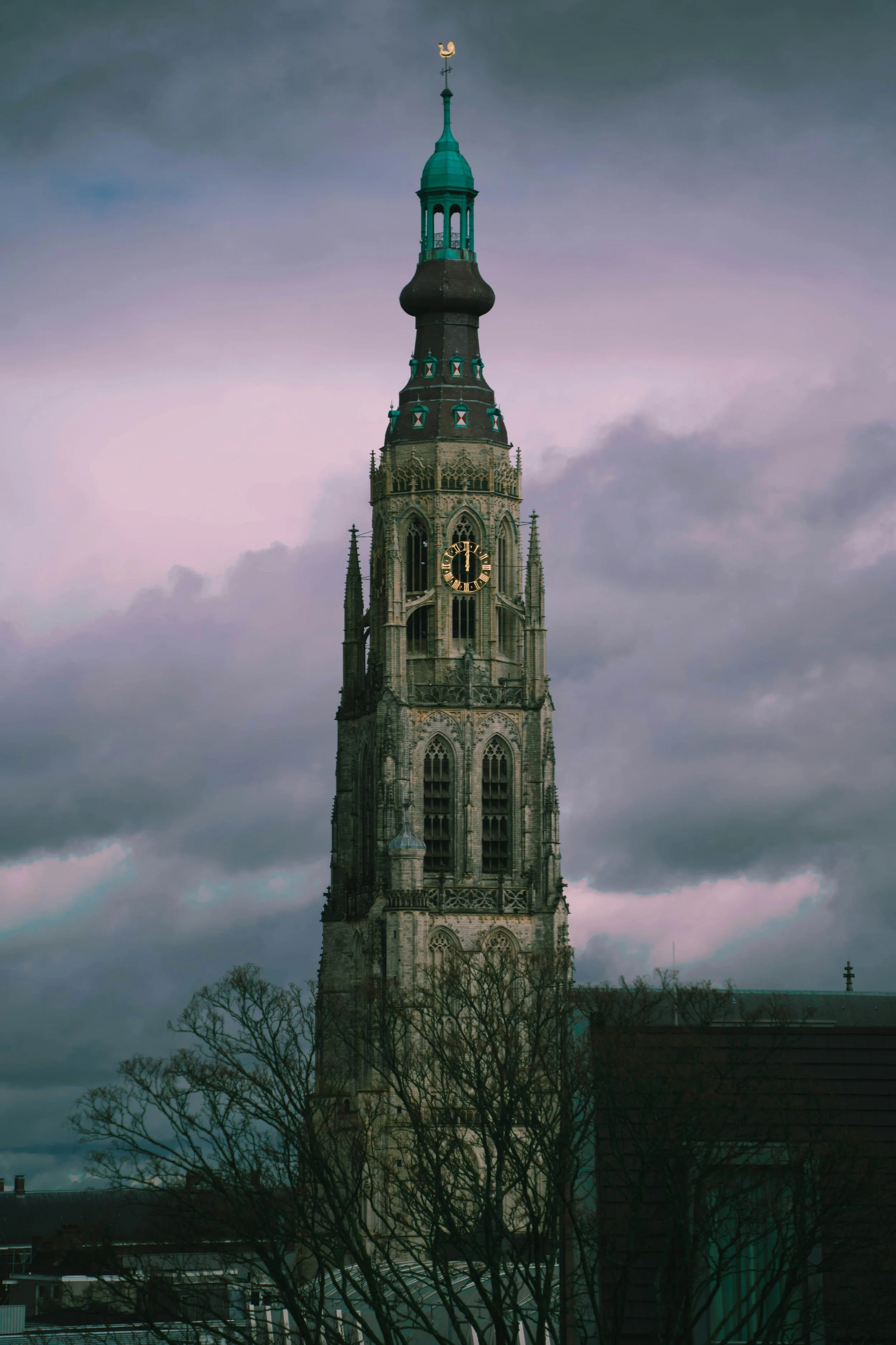 De Grote Kerk van Breda, herkenbaar middelpunt van de stad waar Nexie sollicitatiehulp biedt aan starters en professionals.