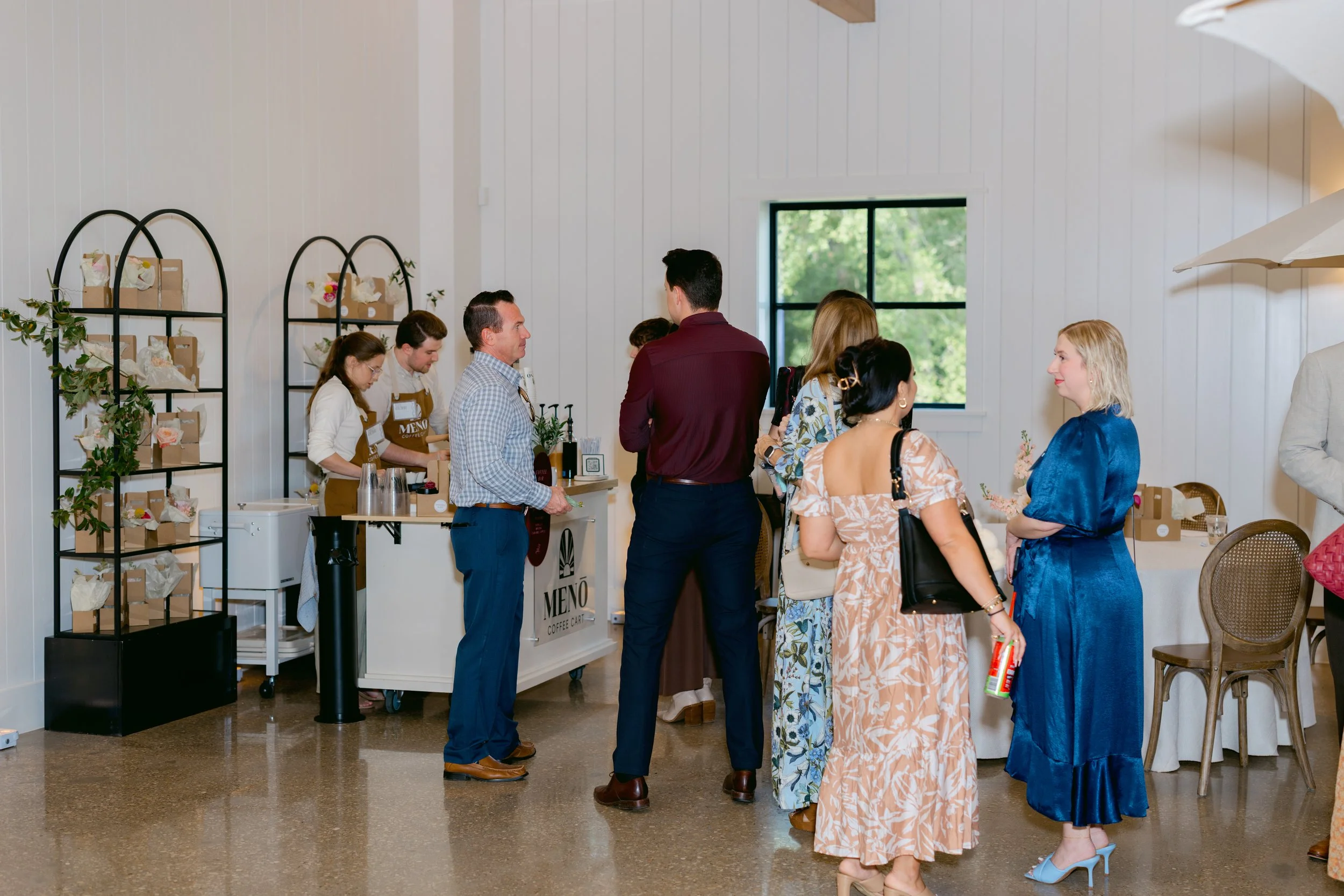 Ultimate Bride’s Guide to a Wedding Coffee Cart