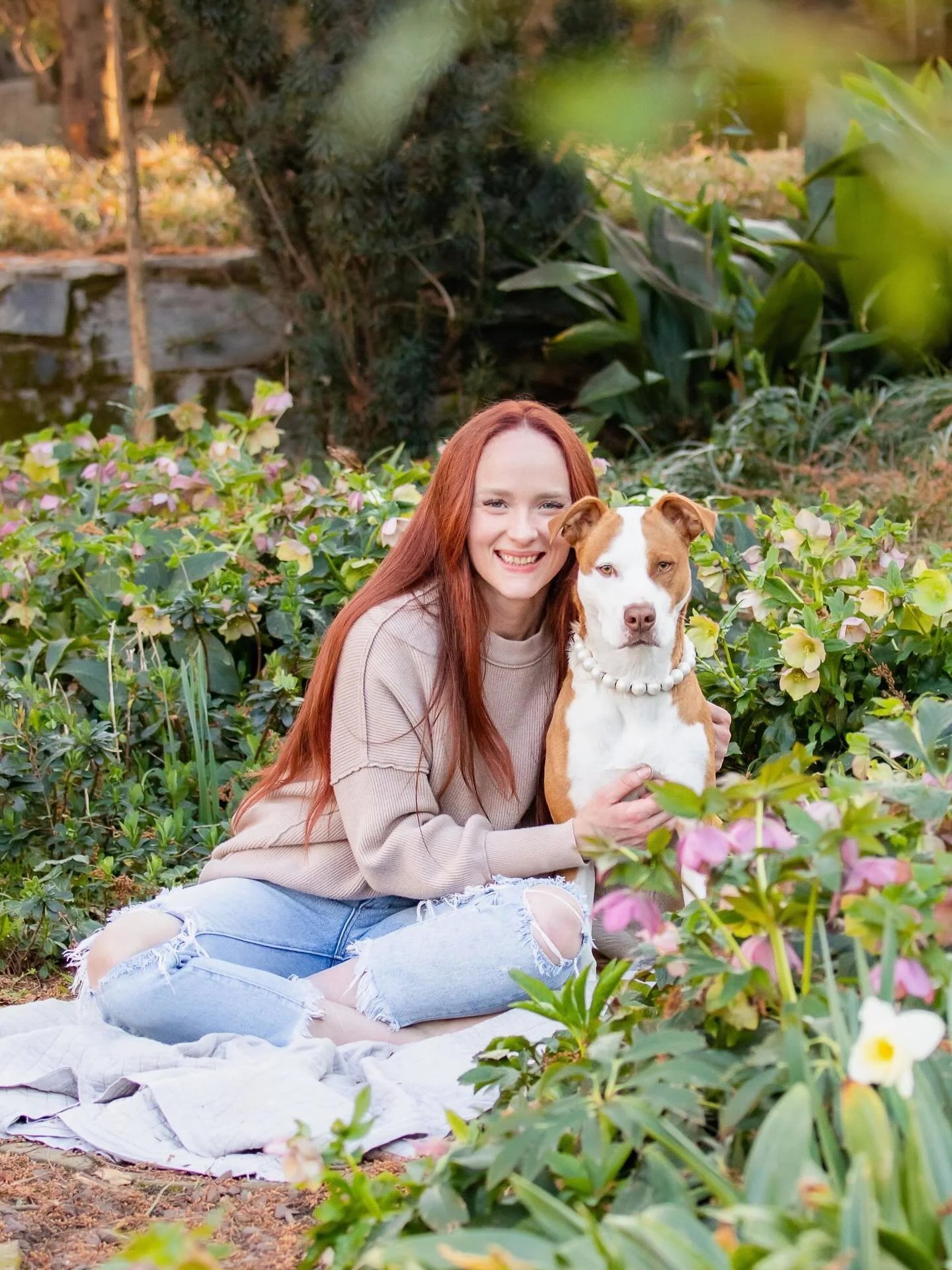 Everyone meet Emily, our Community Outreach Director! Emily has been deeply involved in supporting her community for over a decade, volunteering at organizations like Meals on Wheels, Durham Rescue Mission, and Note in the Pocket. In 2019 she tempora