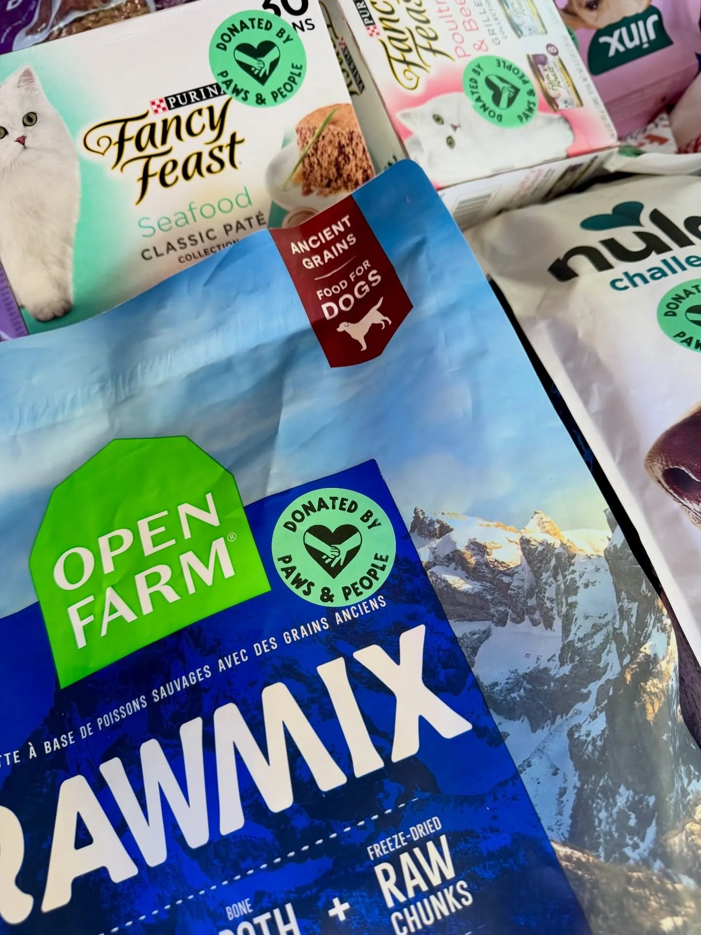Since we started our pet food pantry in March 2026, we have donated over 2,300 lbs of kibble and 400+ cans of wet food to help families and their pets. We couldn&rsquo;t do any of this without your support! 

Our partner @tamfoodpantry told us that p
