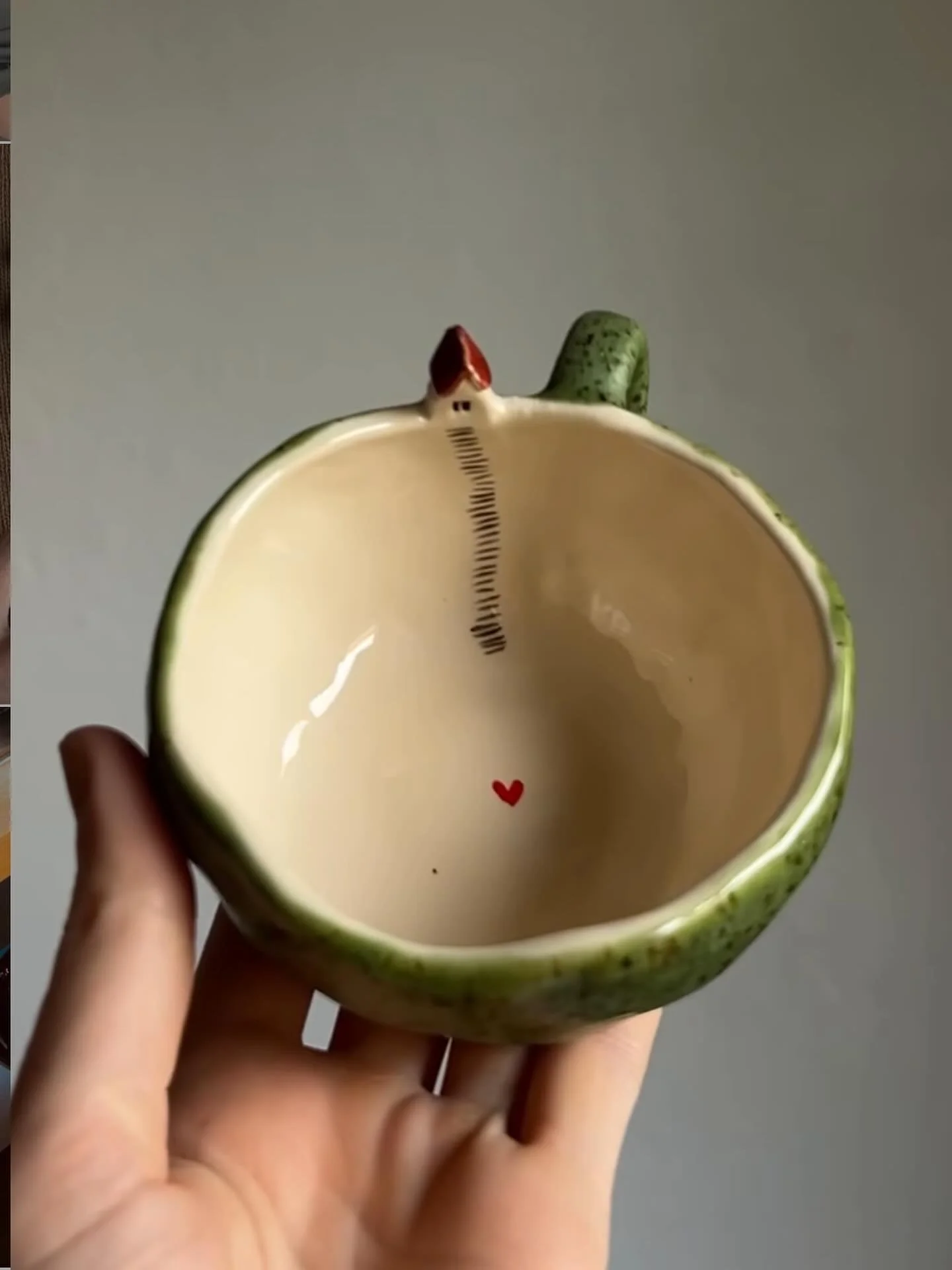 The little house and ladder on this handmade @pupottery mug. The tiny details say so much ~ no words needed.

#tinytuesday Sharing my love for everything tiny on Tuesdays.