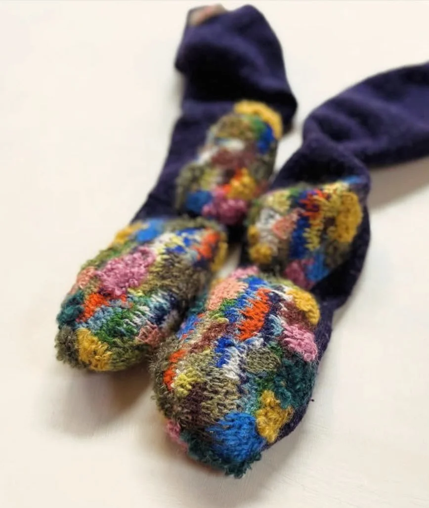 Darning Socks with Innovative Repair Techniques with Hikaru Noguchi @hikarunoguchidesigns. One of three beautiful workshop sessions in our Playful Mending online retreat.

Save your cozy, well-worn socks! Come learn Hikaru&rsquo;s sock mending secret