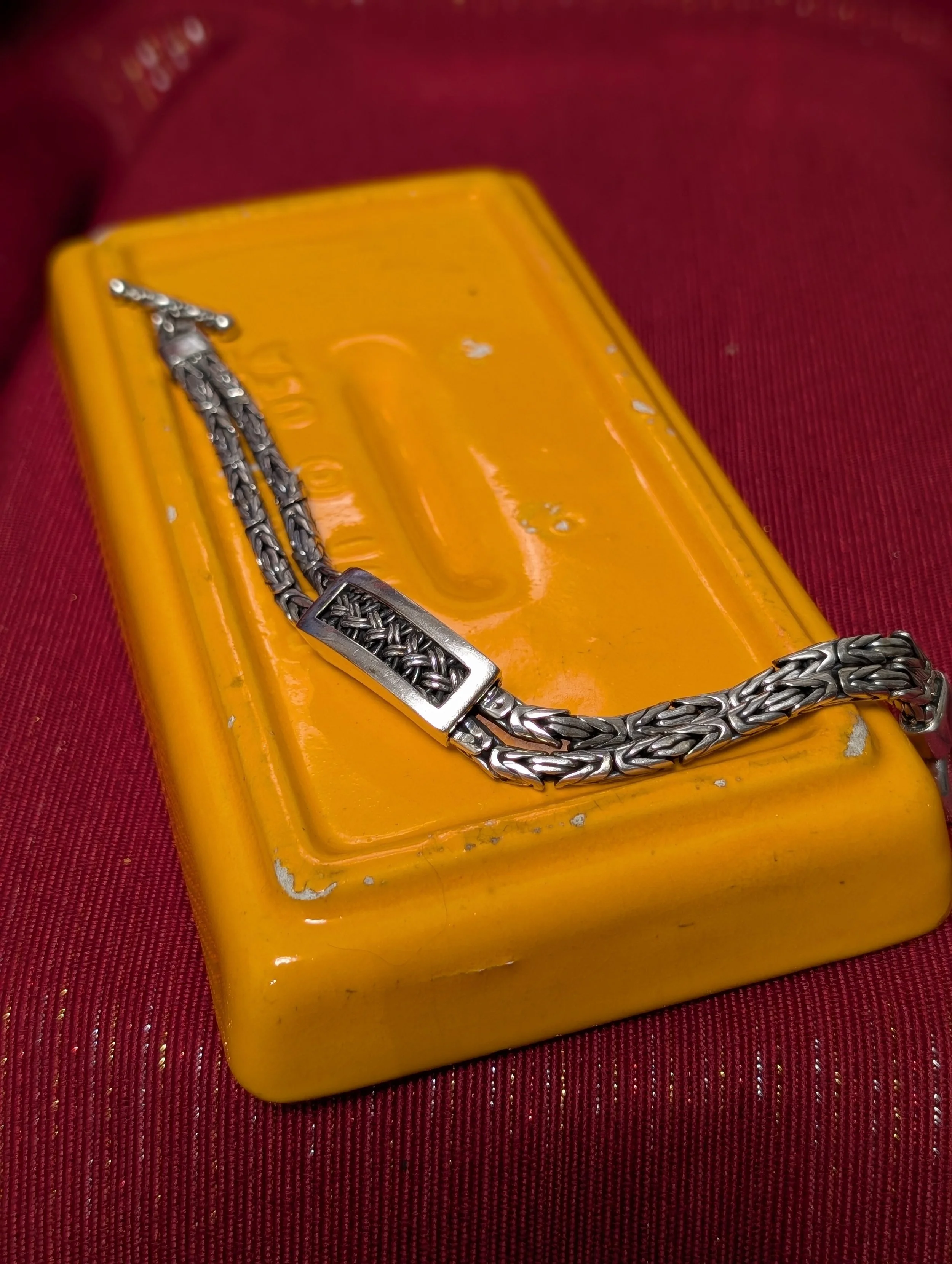 Chunkysilverrectanglebracelet1.jpg