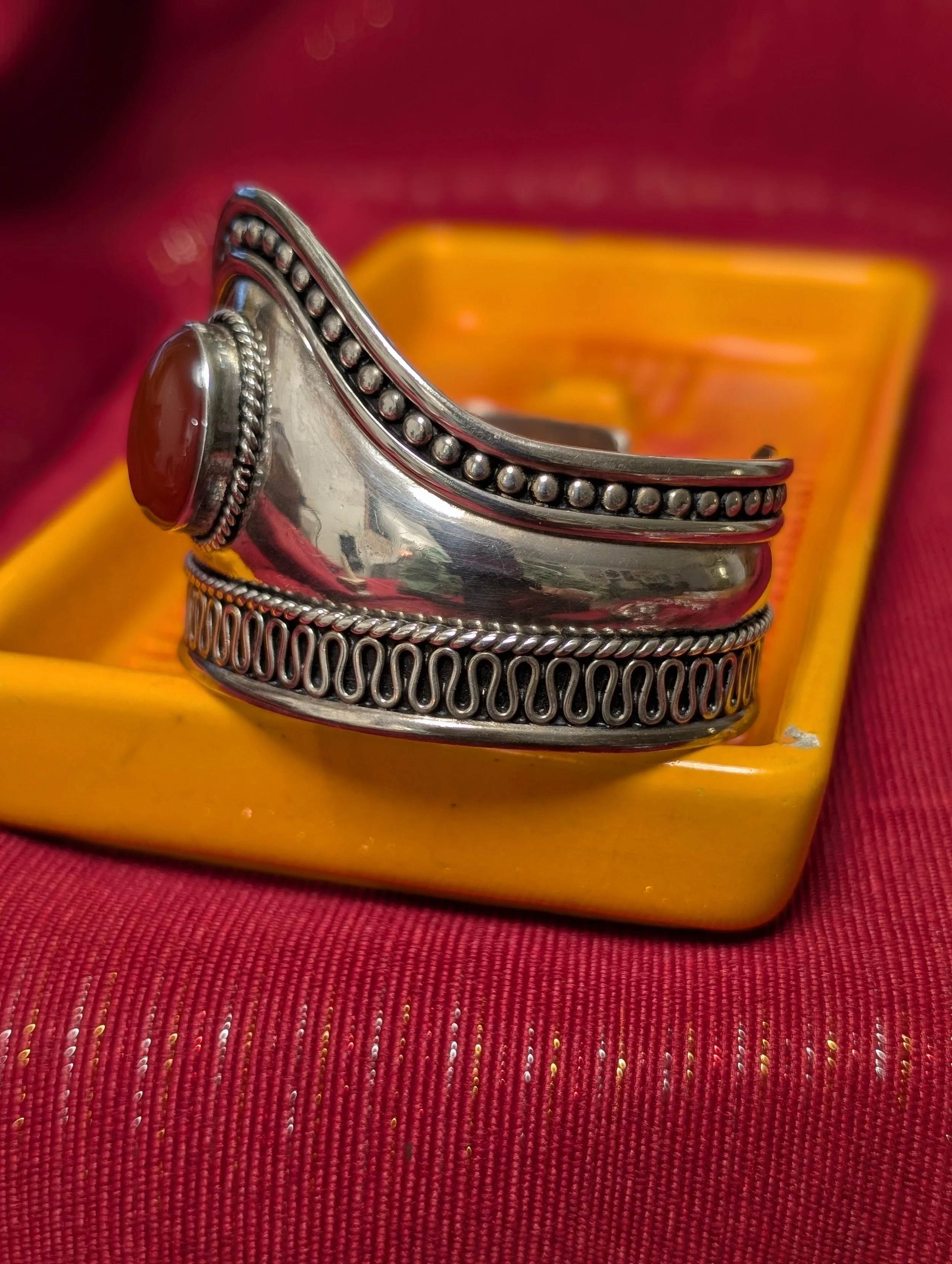 CarnelianCuff2.jpg