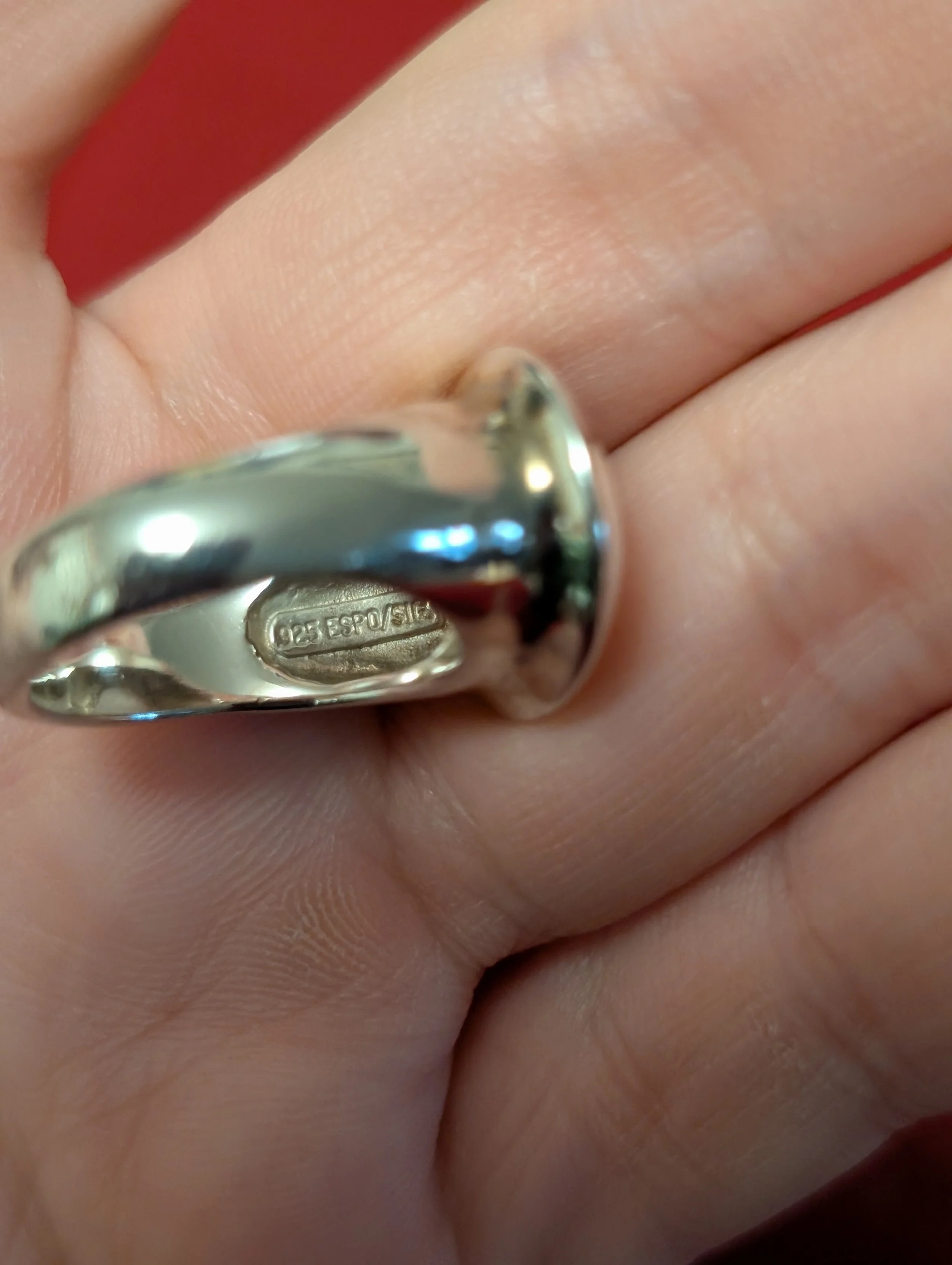 OvalPearlRing4.jpg