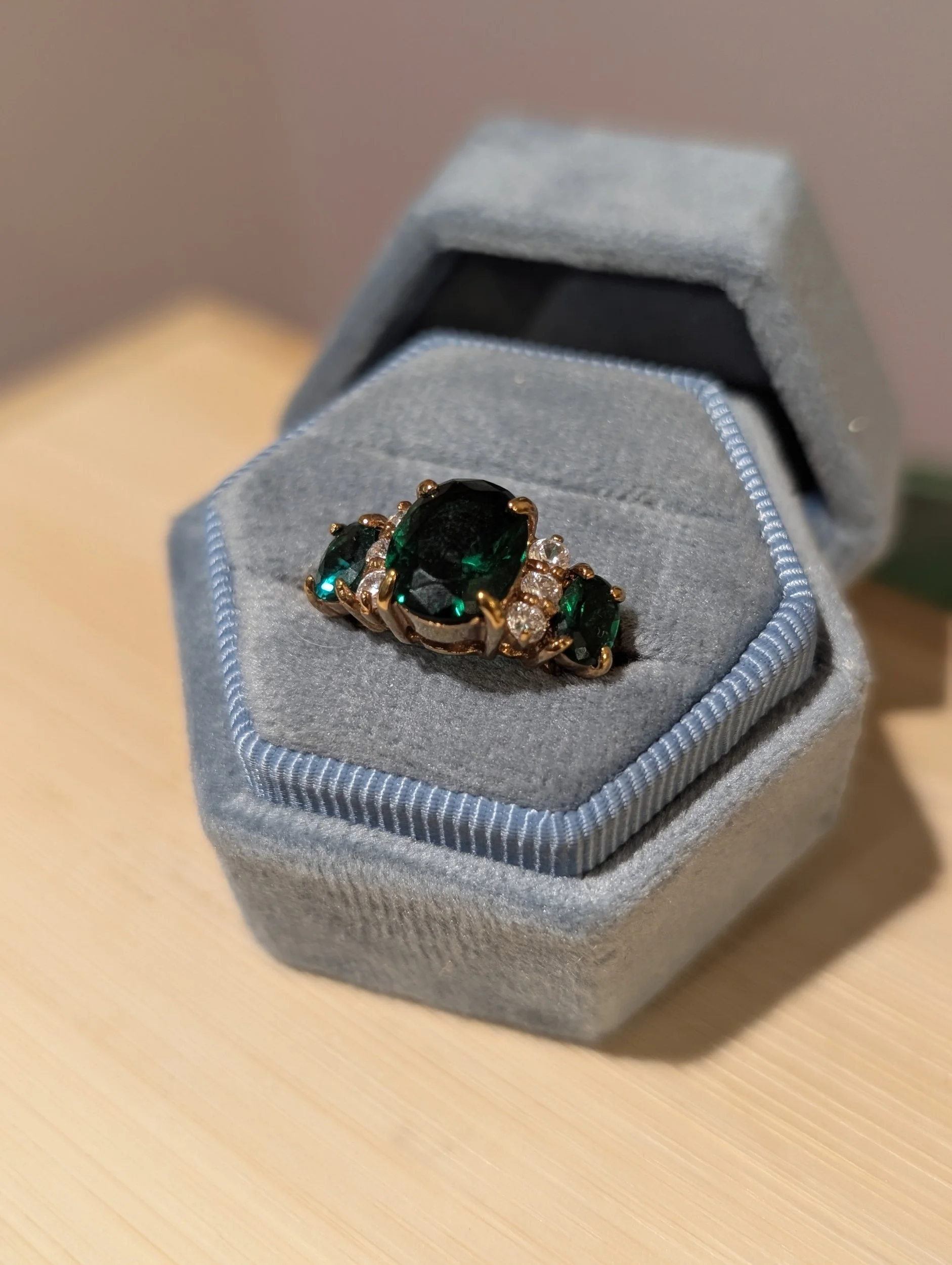 Vintage Green Stone Ring | Size 5