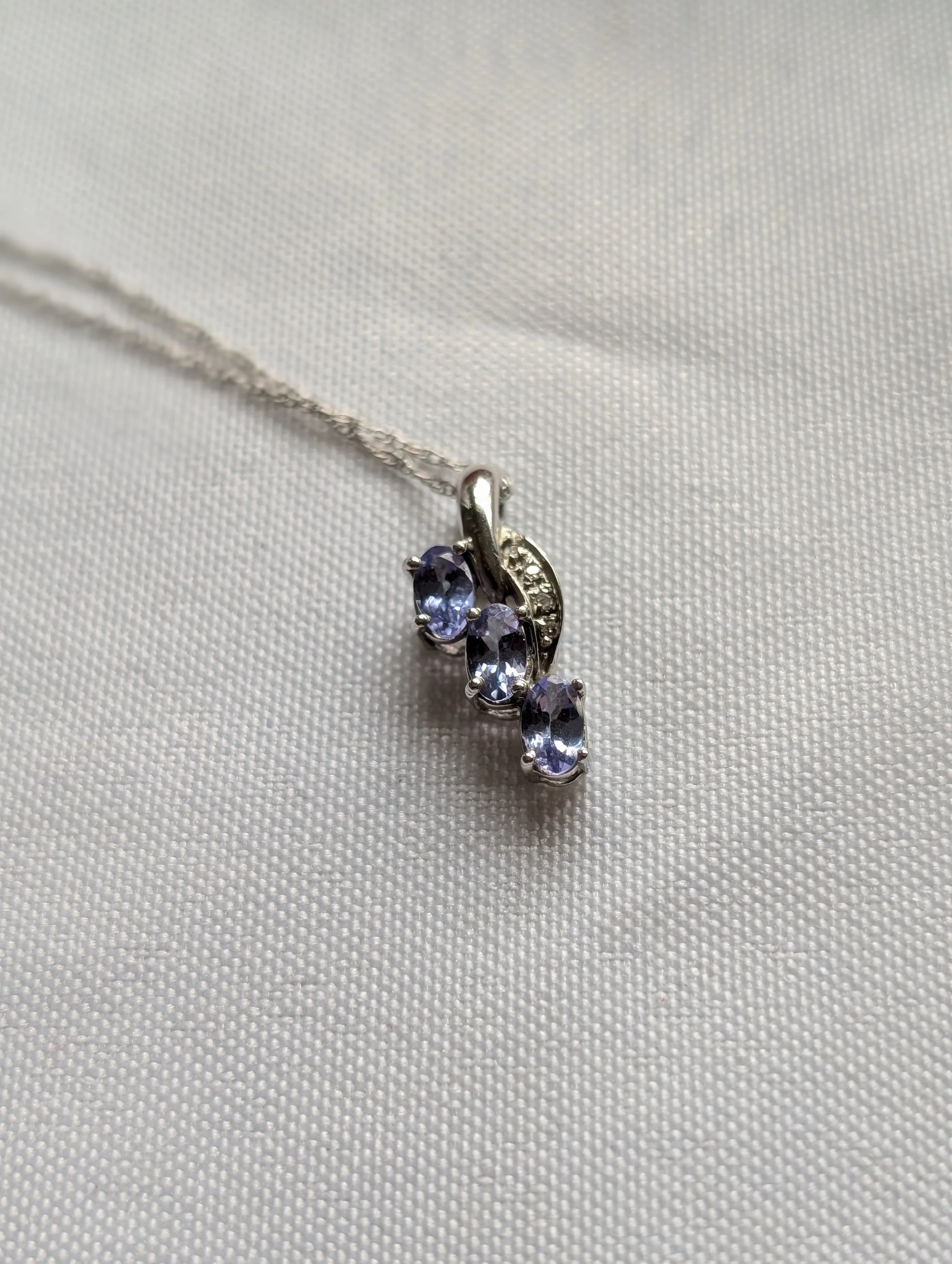 Vintage 10K White Gold Tanzanite and Diamond Necklace