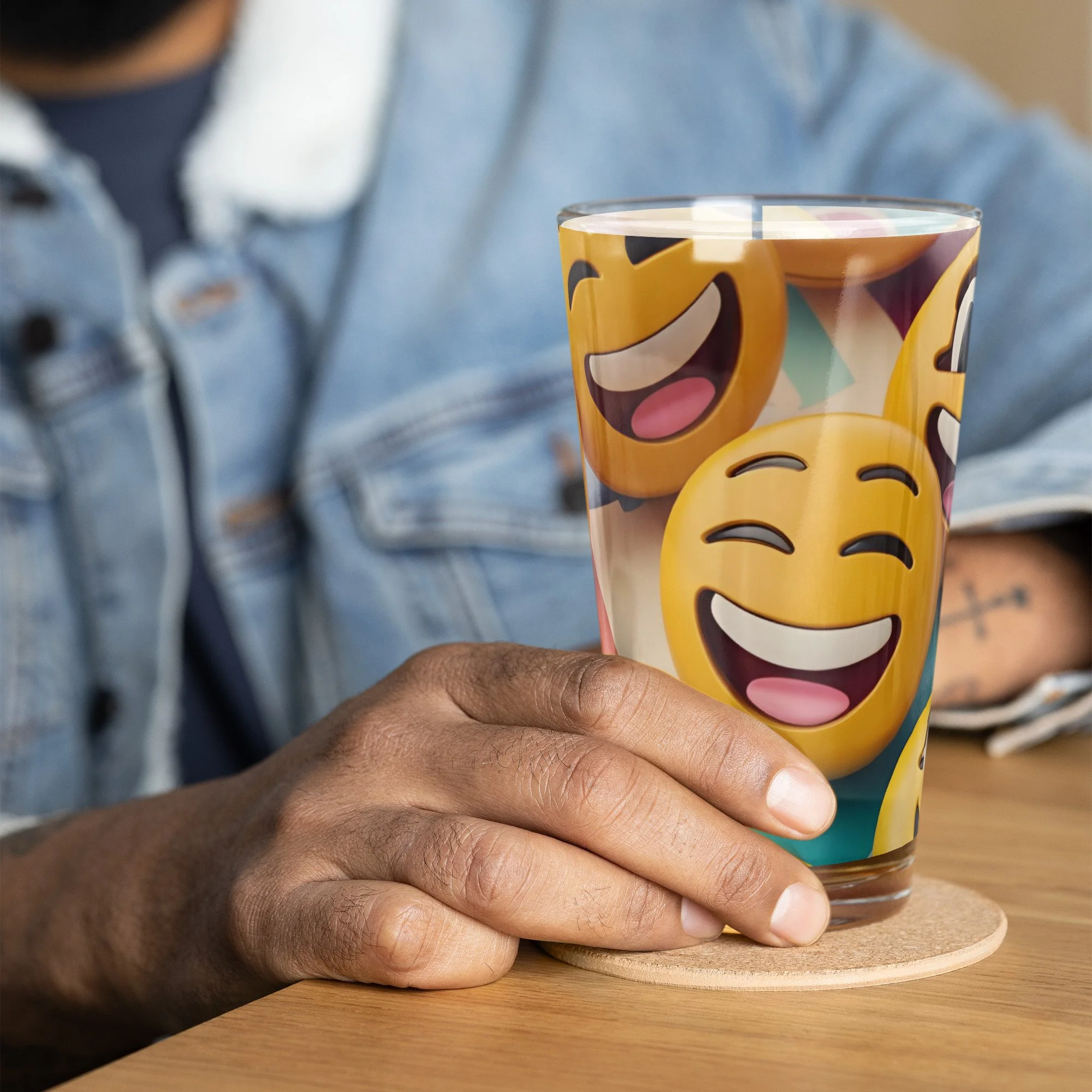 Retro Smiley Face 16 oz shaker-style pint glass for beverages, collectible and fun drinkware