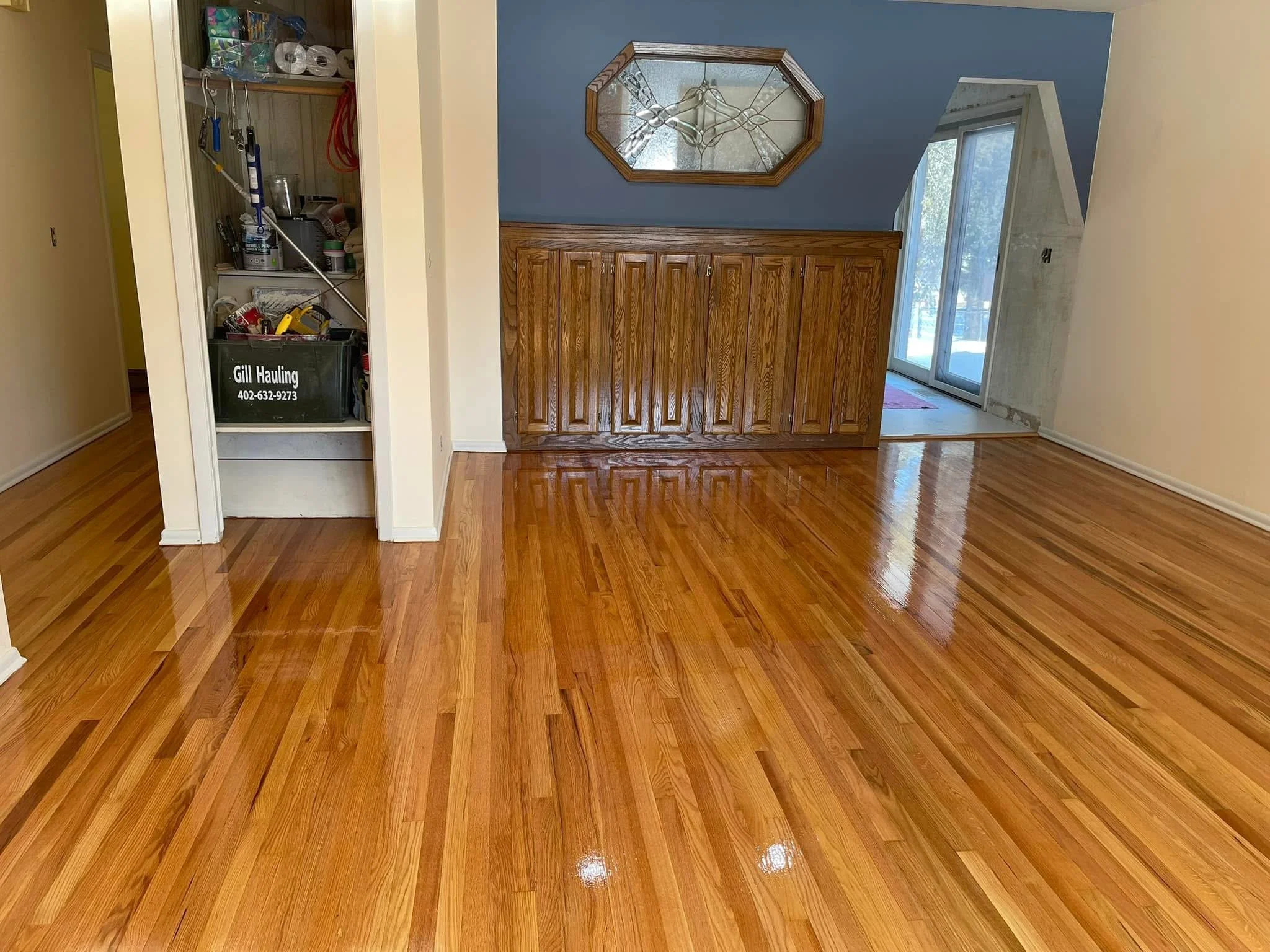 De La Cruz Wood Flooring