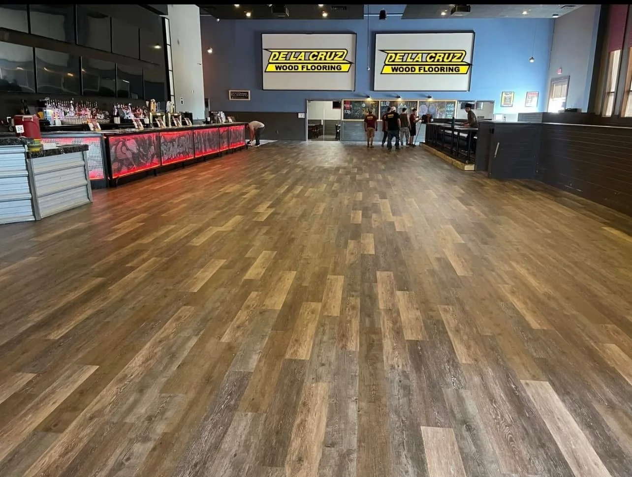 De La Cruz Wood Flooring