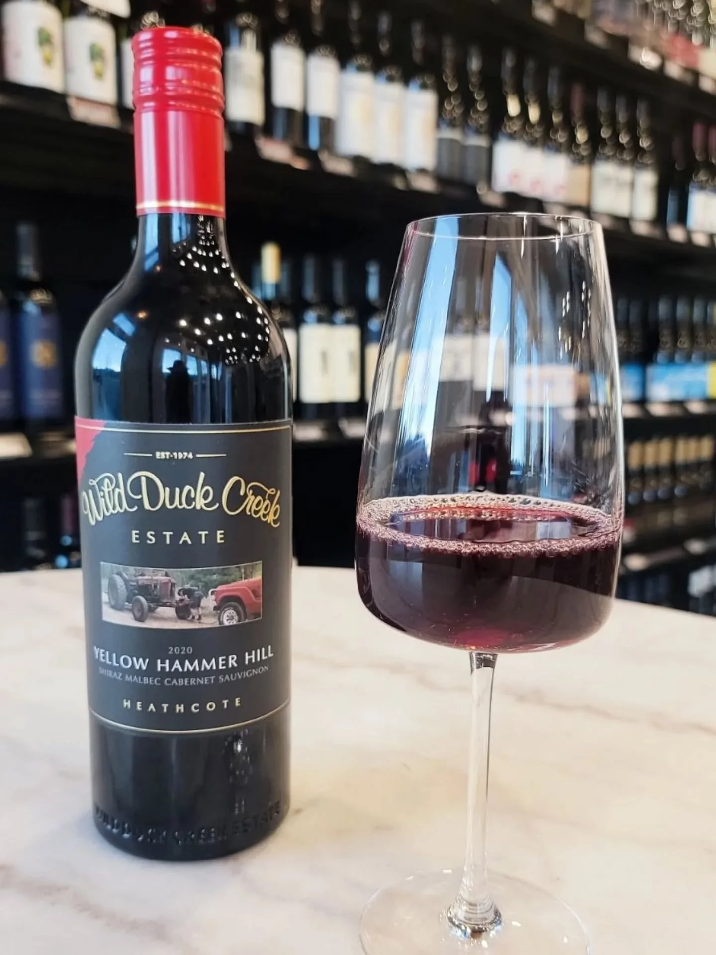 Tomorrow we&rsquo;re heading Down Under for our free wine tasting🍷

Wines from Australia + New Zealand might start with the famous names (NZ Sauv Blanc + Aussie Shiraz), but that&rsquo;s just page one. The real story is an incredible range: cool coa