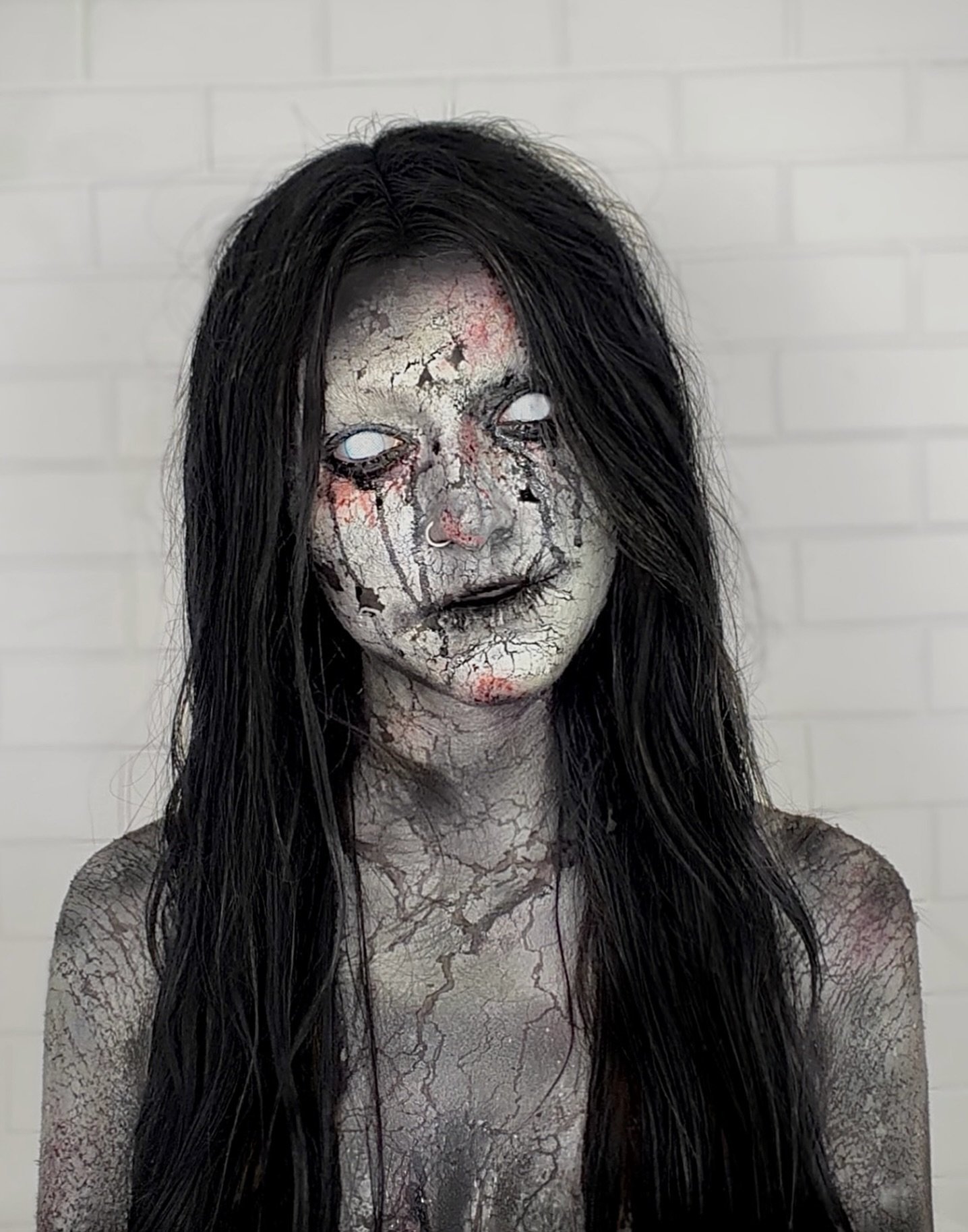 I hope you have the most GOURD-geous (gorgeous) and SPOOK-tacular (spectacular) day, filled with so much FEAR (cheer) 👻🤍
&bull;
&bull; 
&bull;
&bull;
&bull;
&bull;
@pinkyparadisedotcom 
-white mesh
&bull;
@bennyemakeup
-neutral set translucent powd