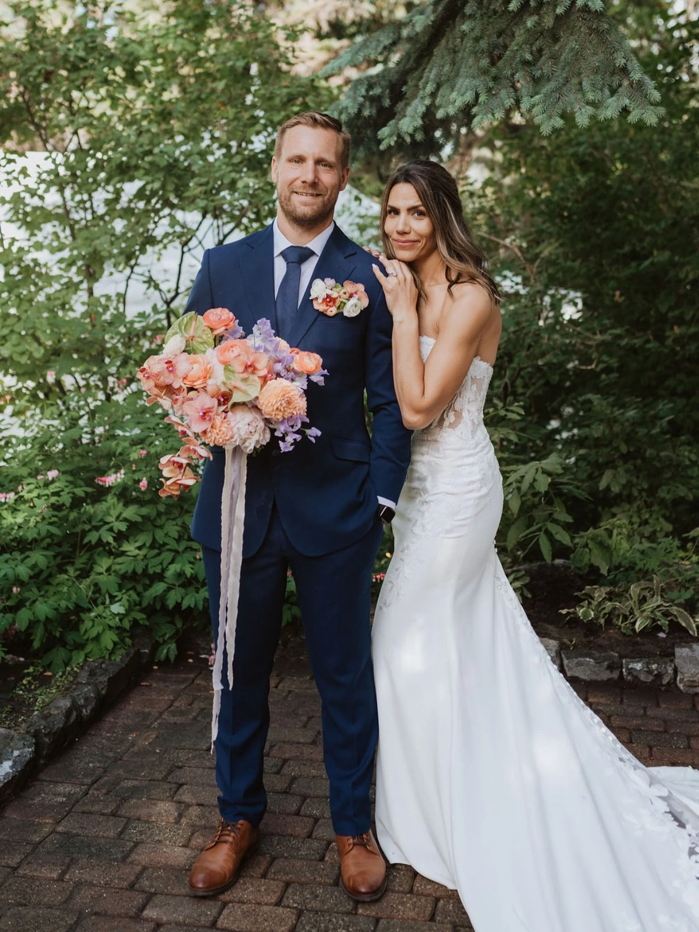 K A R L A 
pt.2🤍
&bull;
@kashalashes - individuals 
&bull;
&bull;
&bull;
&bull;
&bull;
&bull;
&bull;
#yyc #yycmuartist #yycmua #calgarymakeupartist #makeupartist #calgarymua #yycbridal #yycbridalmakeup #calgarybridalmakeup #mua #bridalmua #calgarywe