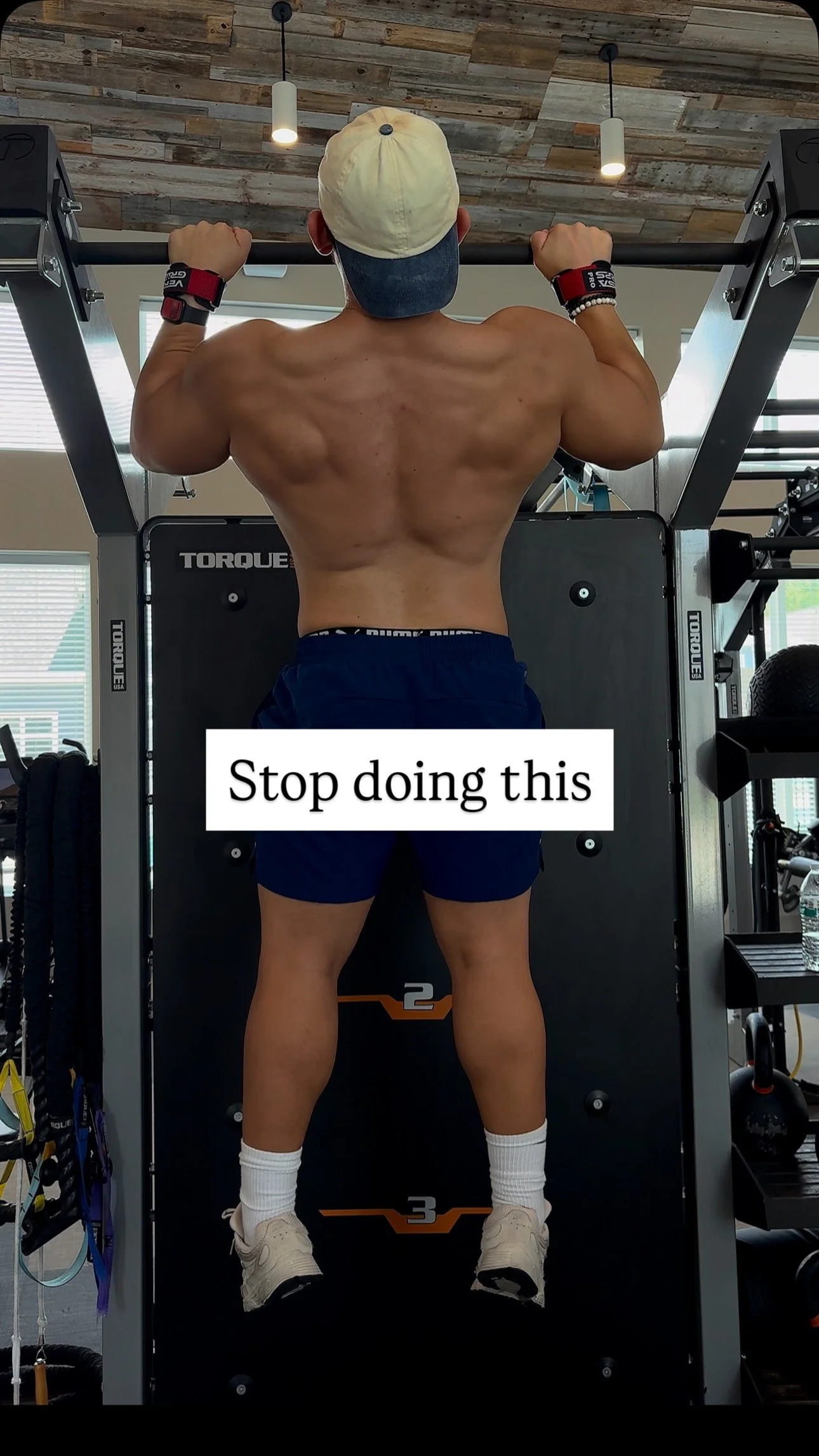 Reminder to stay the course. Your fitness journey is worth the grind. Don’t let perfect lighting and angles on social media diminish your own wins.
#dadswholift #strongdads #progressisprogress #backdayworkout #fitnessmotivations #gymreels #tr