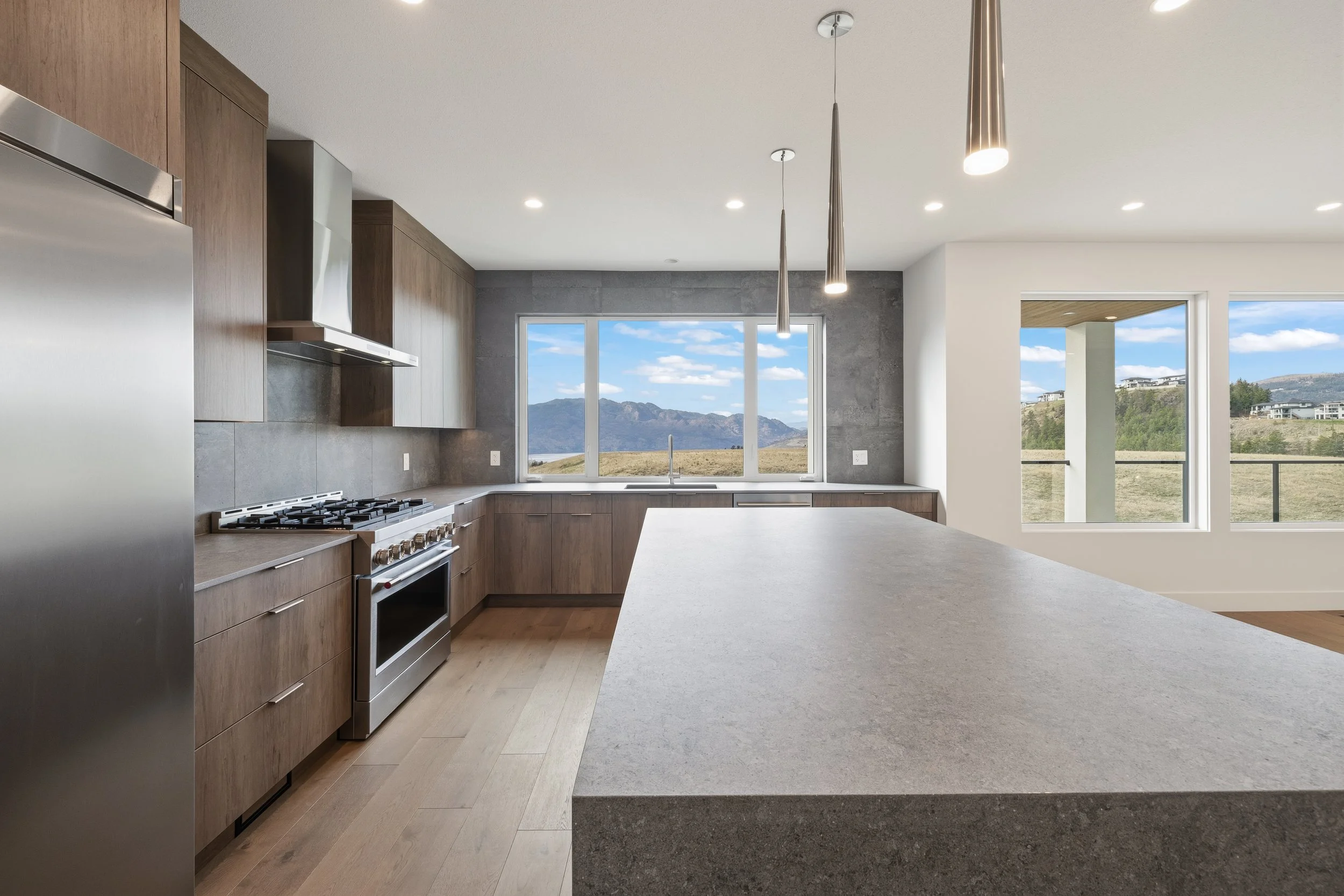 2527 Pinnacle Ridge ©Delaine Dyrdal9.JPG