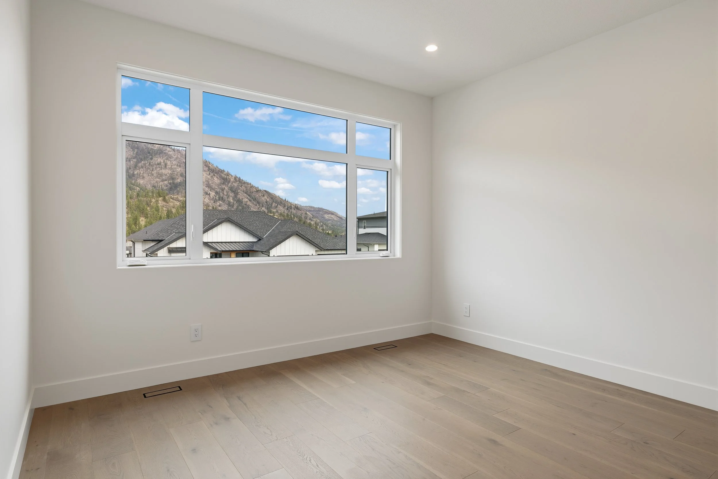 2527 Pinnacle Ridge ©Delaine Dyrdal53.JPG